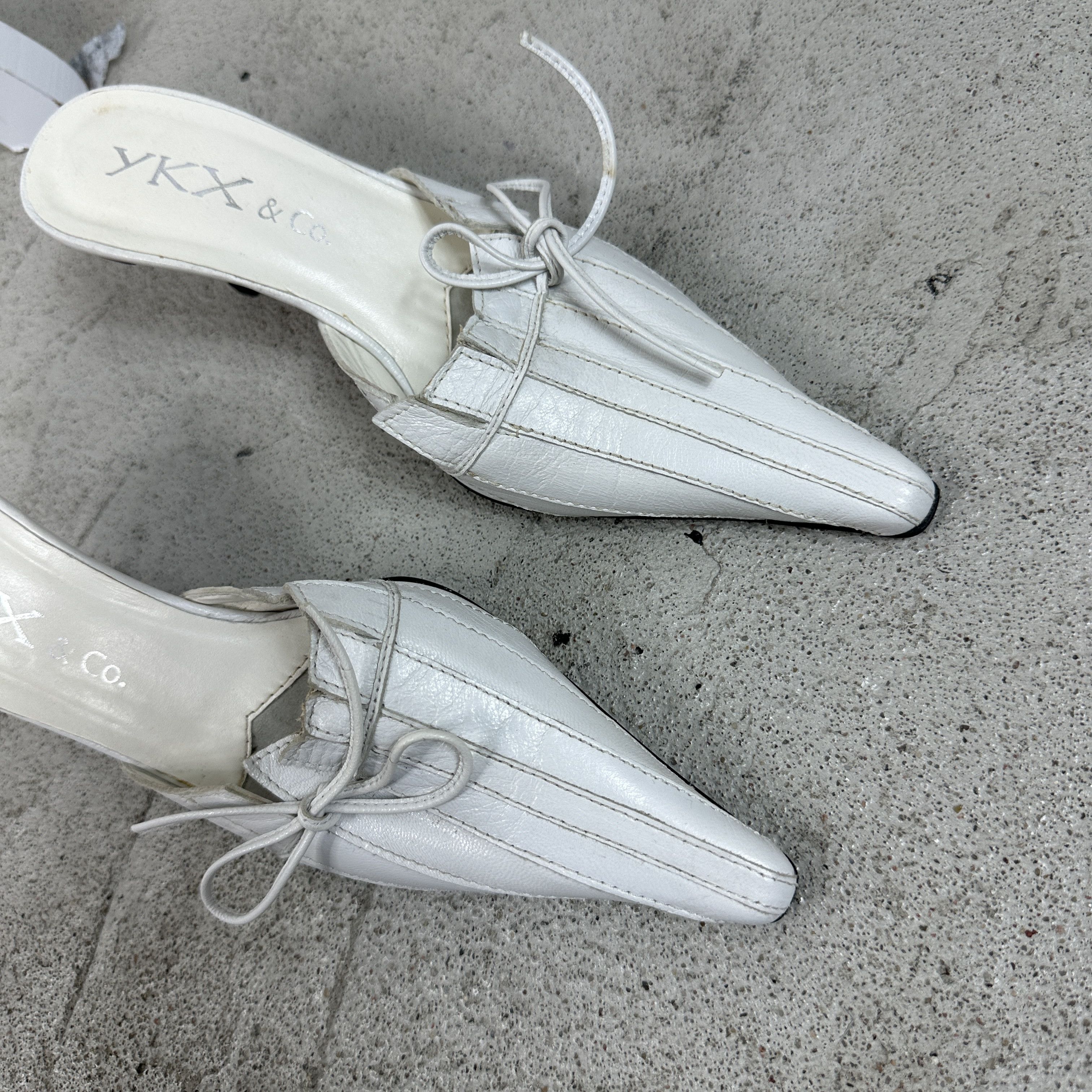 Vintage Vintage Avant Garde Preppy Old Money Leather Mules Heels 00s Size US 5 / IT 35 - 5 Thumbnail