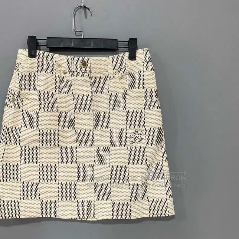 Louis Vuitton Louis Vuitton Checkerboard Skirt Size 35" - 2 Thumbnail