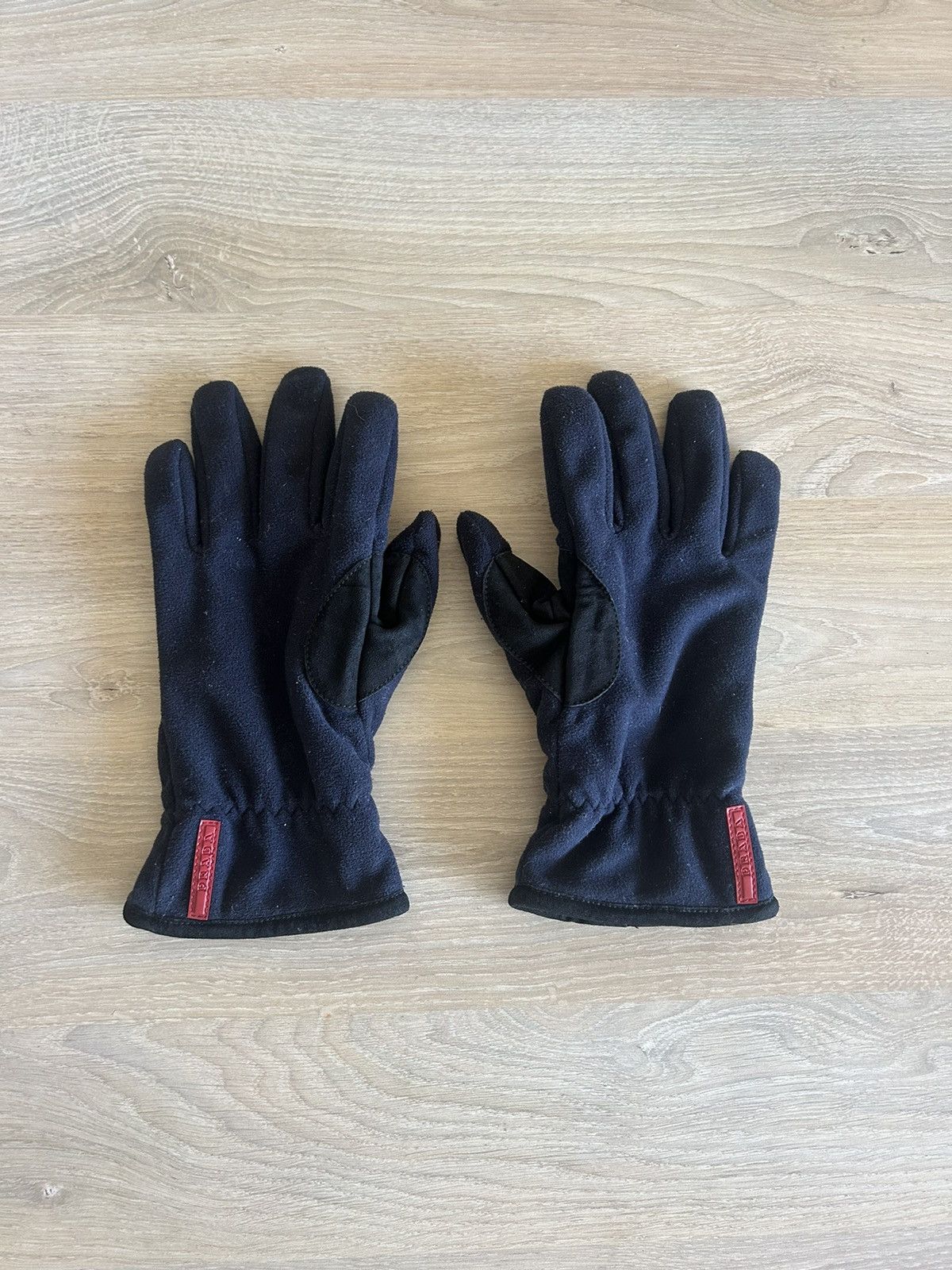 Prada Prada Navy Fleece Gloves with Red Logo Tag Size ONE SIZE - 1 Thumbnail