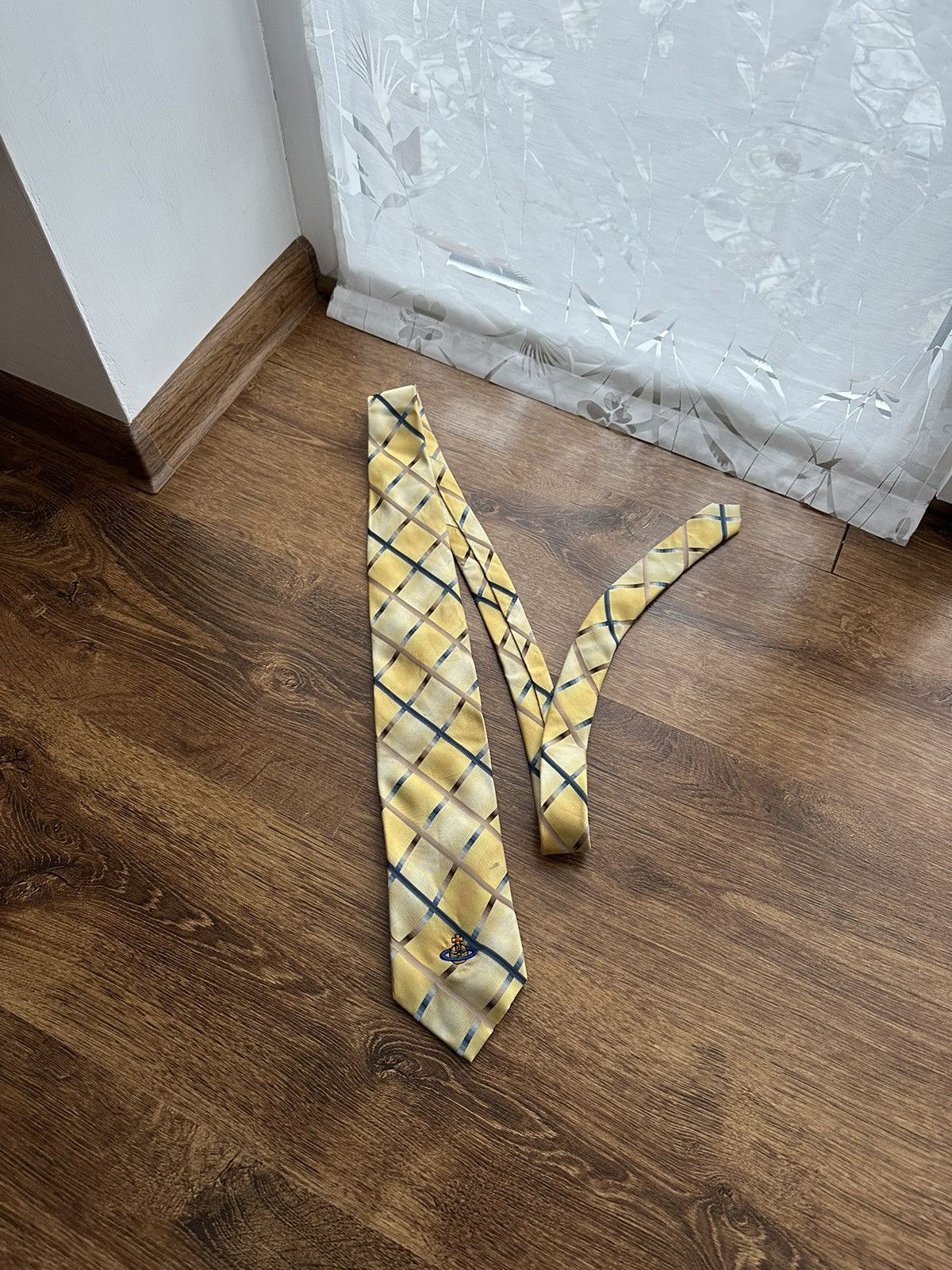 vivienne westwood orb tie