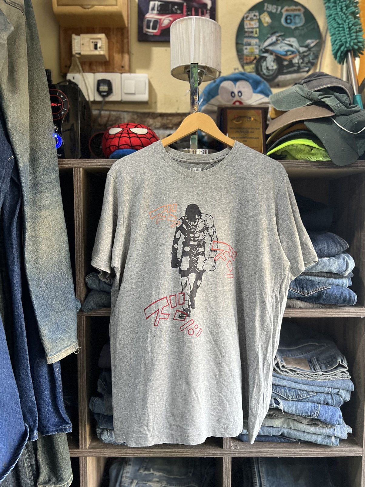 Anime 🔥Uniqlo Anime Hajime No Ippo Tees Size US L / EU 52-54 / 3 - 1 Thumbnail
