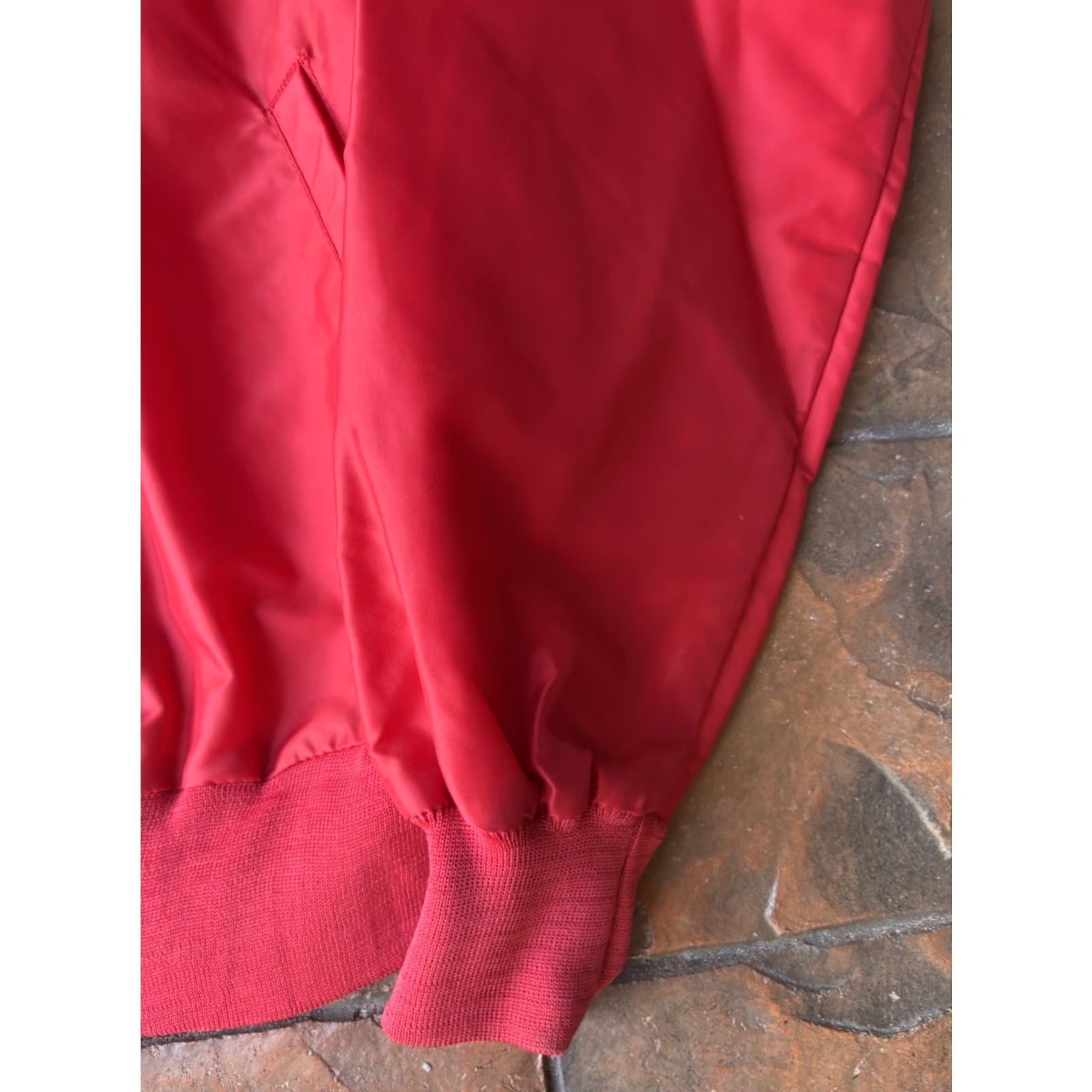 Vintage VINTAGE Le Mans Racing Satin Jacket USA Bomber Jacket Red L Men MVP 80s Size US L / EU 52-54 / 3 - 5 Thumbnail