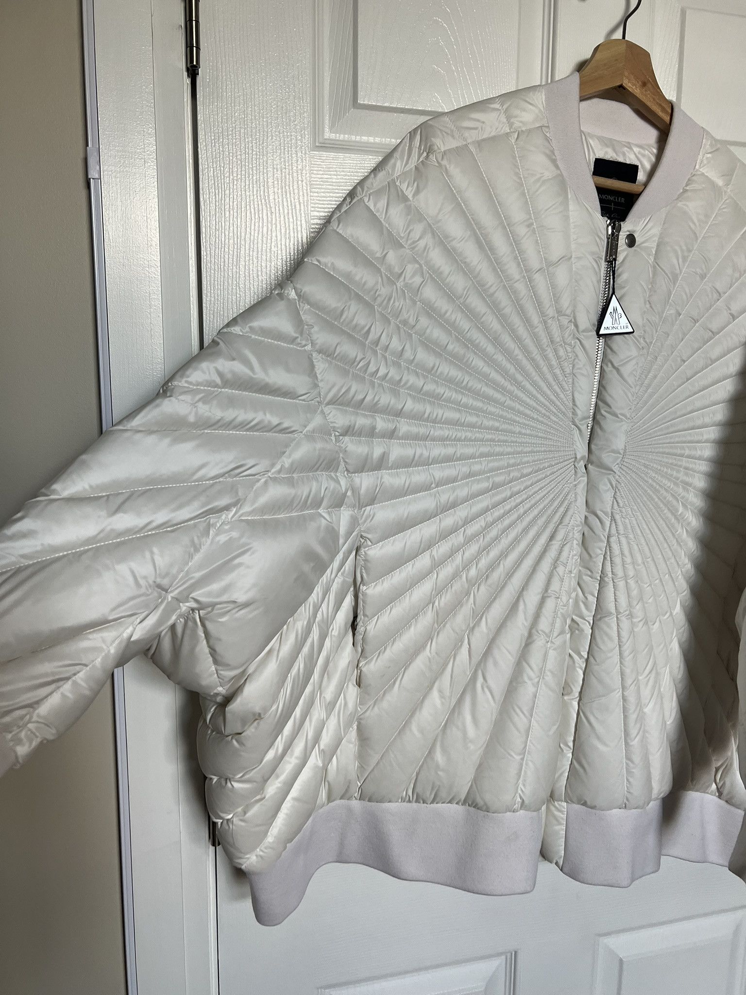 Moncler × Rick Owens Rick Owens x Moncler White Radiance Peter Bomber Jacket sz 0 Size US XS / EU 42 / 0 - 2 Thumbnail