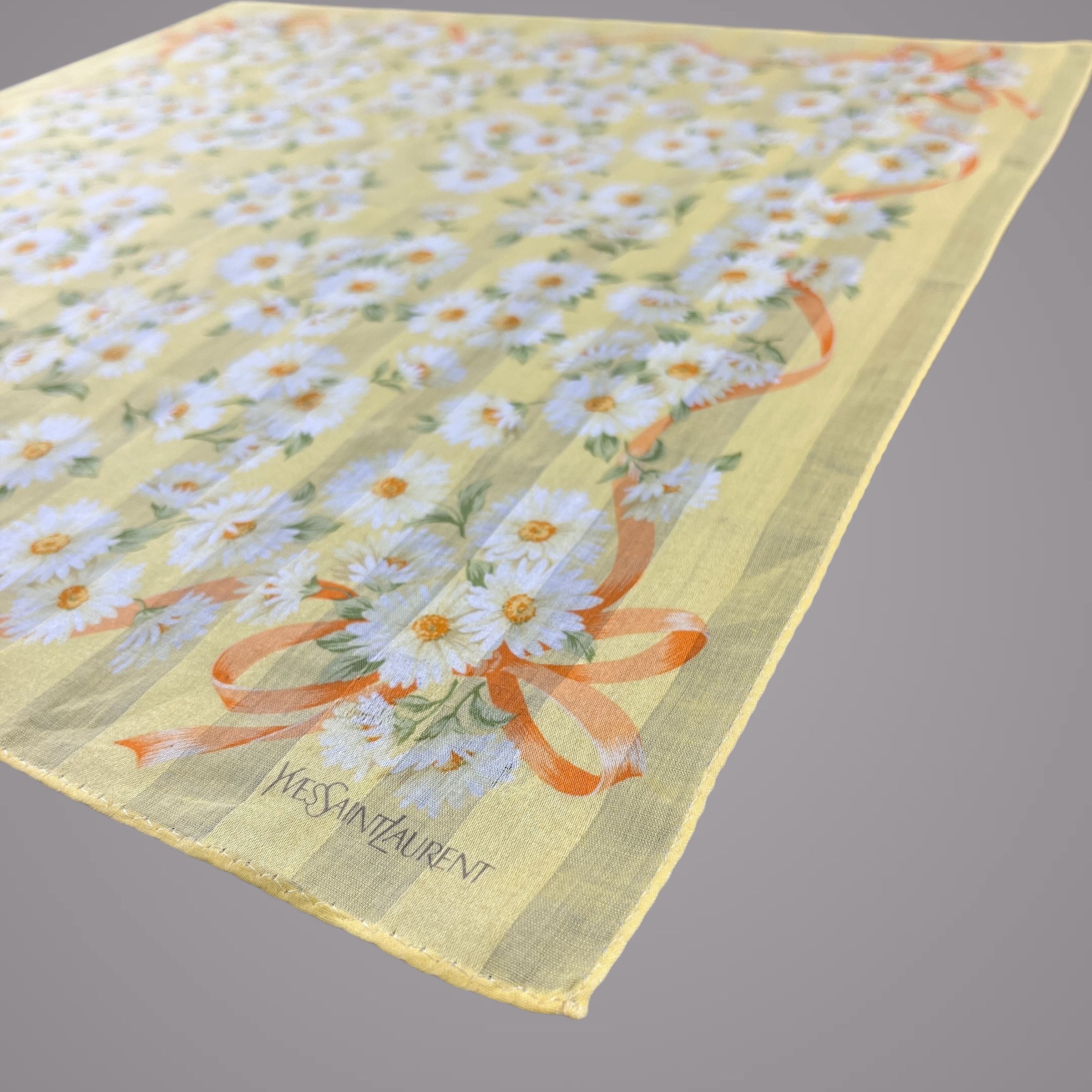 Vintage Yves Saint Laurent Handkerchief / Bandana / Neckerchief B363 Size ONE SIZE - 6 Thumbnail