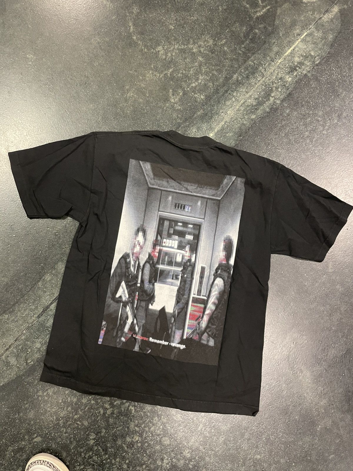 Revenge Revenge “No Russian” Tee Size US L / EU 52-54 / 3 - 1 Thumbnail