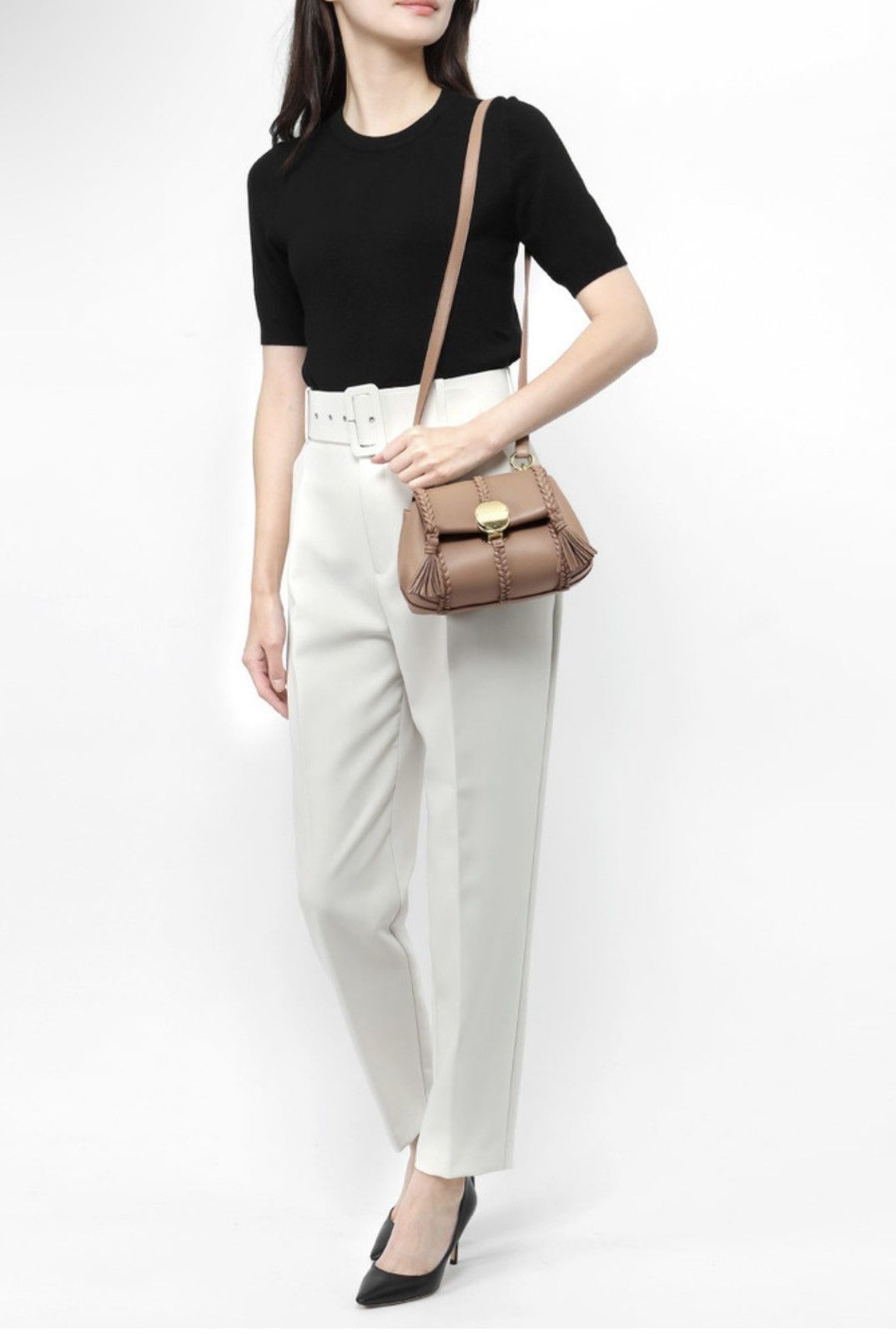 Chloe Chloe Elegant Tan Leather Handbag Size ONE SIZE - 3 Thumbnail