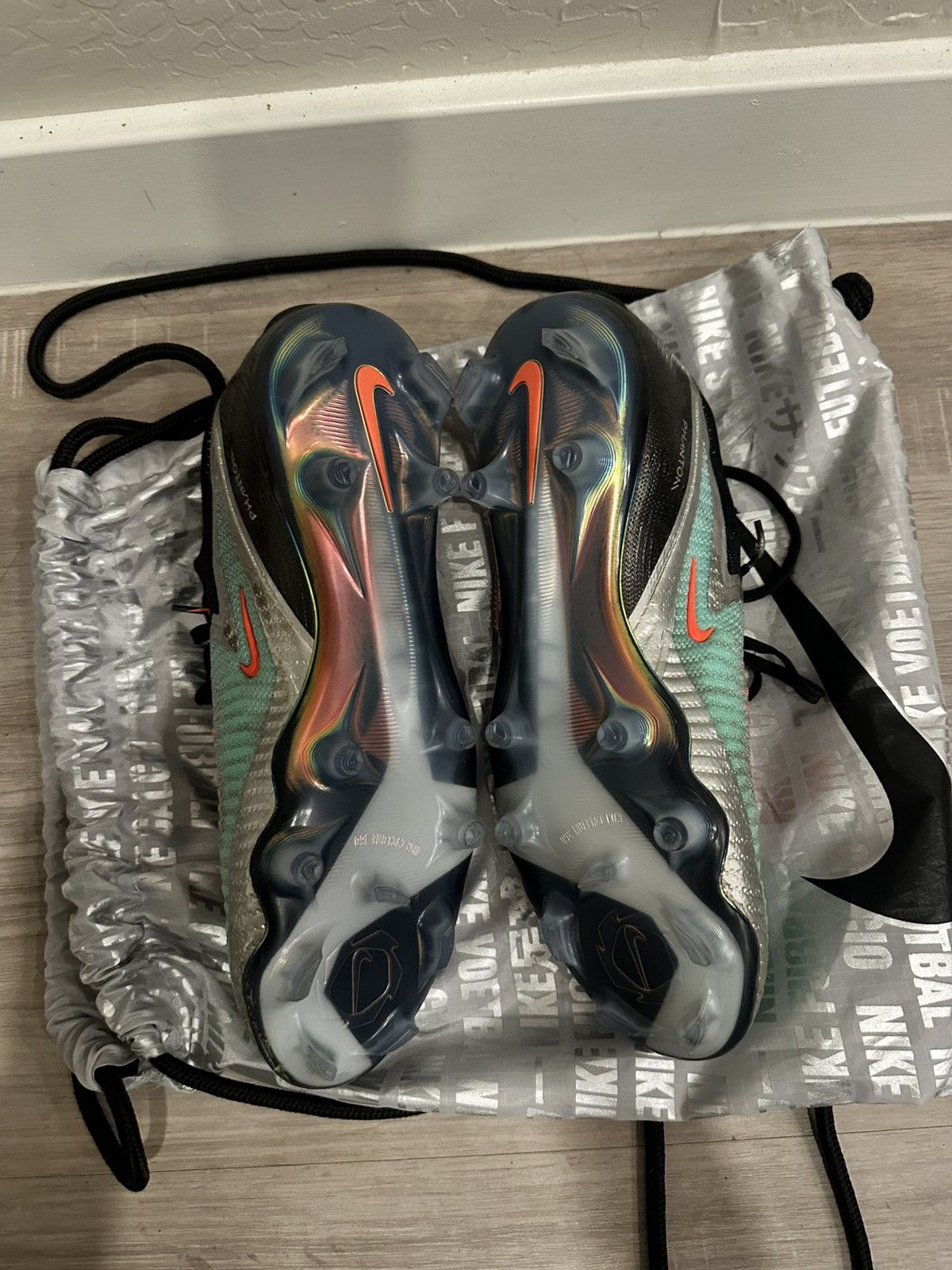 Nike Nike phantom 6 low elite launch edition Size US 9 / EU 42 - 4 Thumbnail