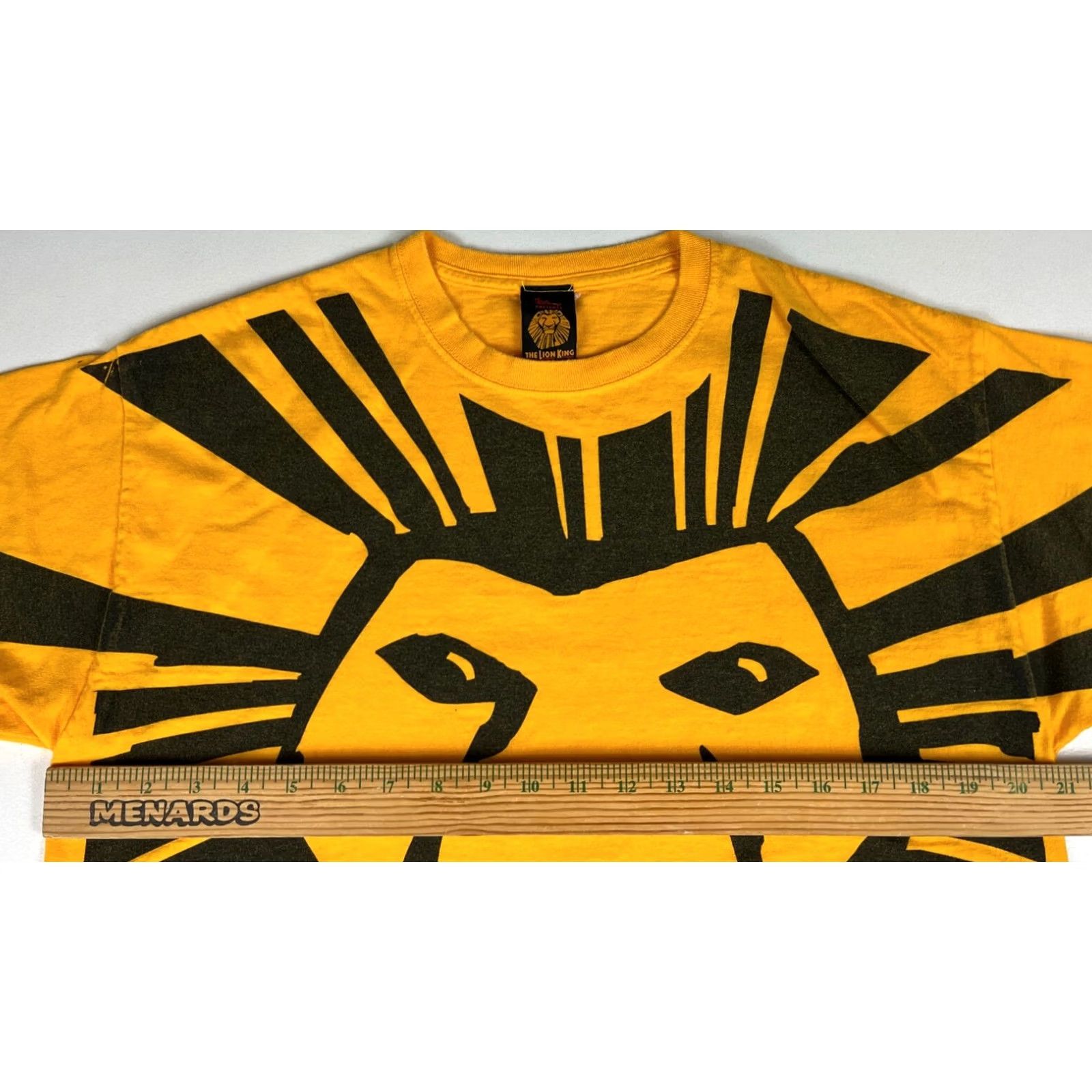 Disney VINTAGE The Lion King Broadway Musical T-Shirt L Unisex Adults Yellow Cotton Crew Neck Short Sleeve 90s Theme Music Logo Print Mens WomenS Girls Boys Size US L / EU 52-54 / 3 - 7 Thumbnail