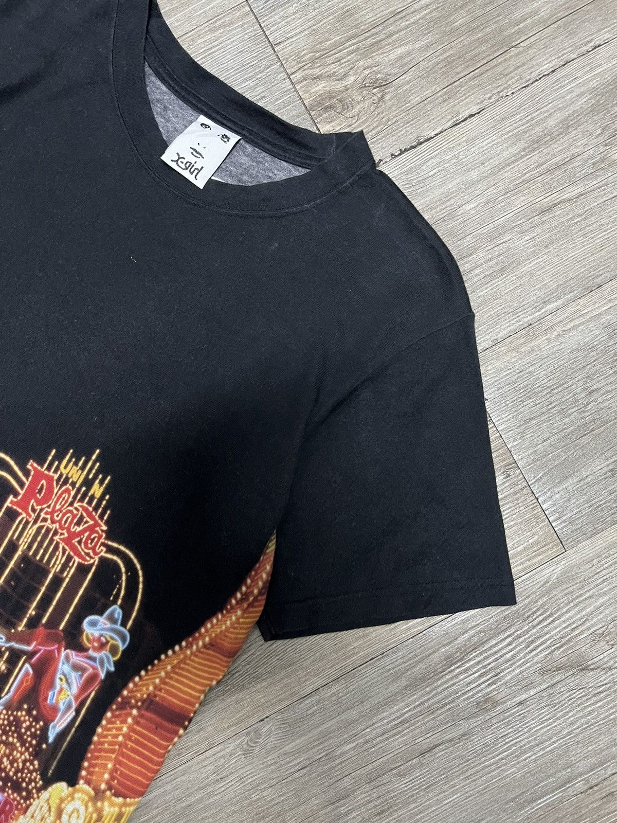 Japanese Brand X-Girl vintage OVP casino Tee Size US M / EU 48-50 / 2 - 3 Thumbnail