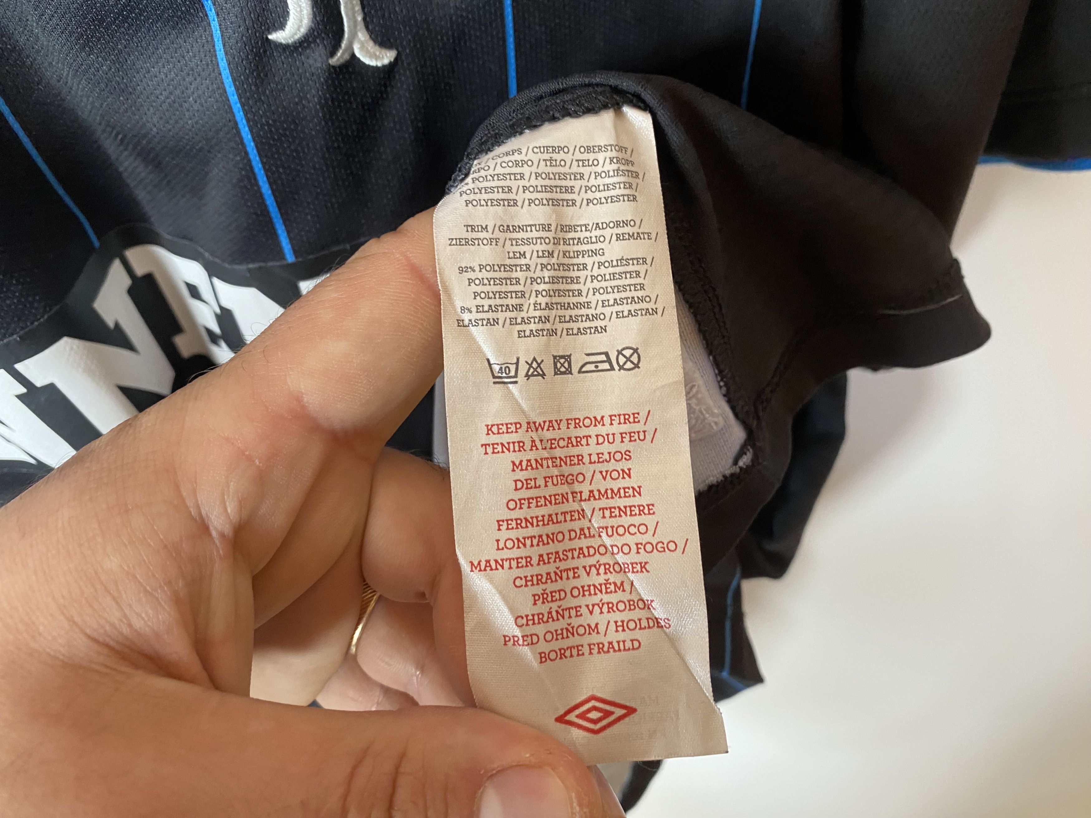 Umbro RANGERS 2012 2013 THIRD FOOTBALL SHIRT SOCCER JERSEY UMBRO Size US L / EU 52-54 / 3 - 6 Thumbnail