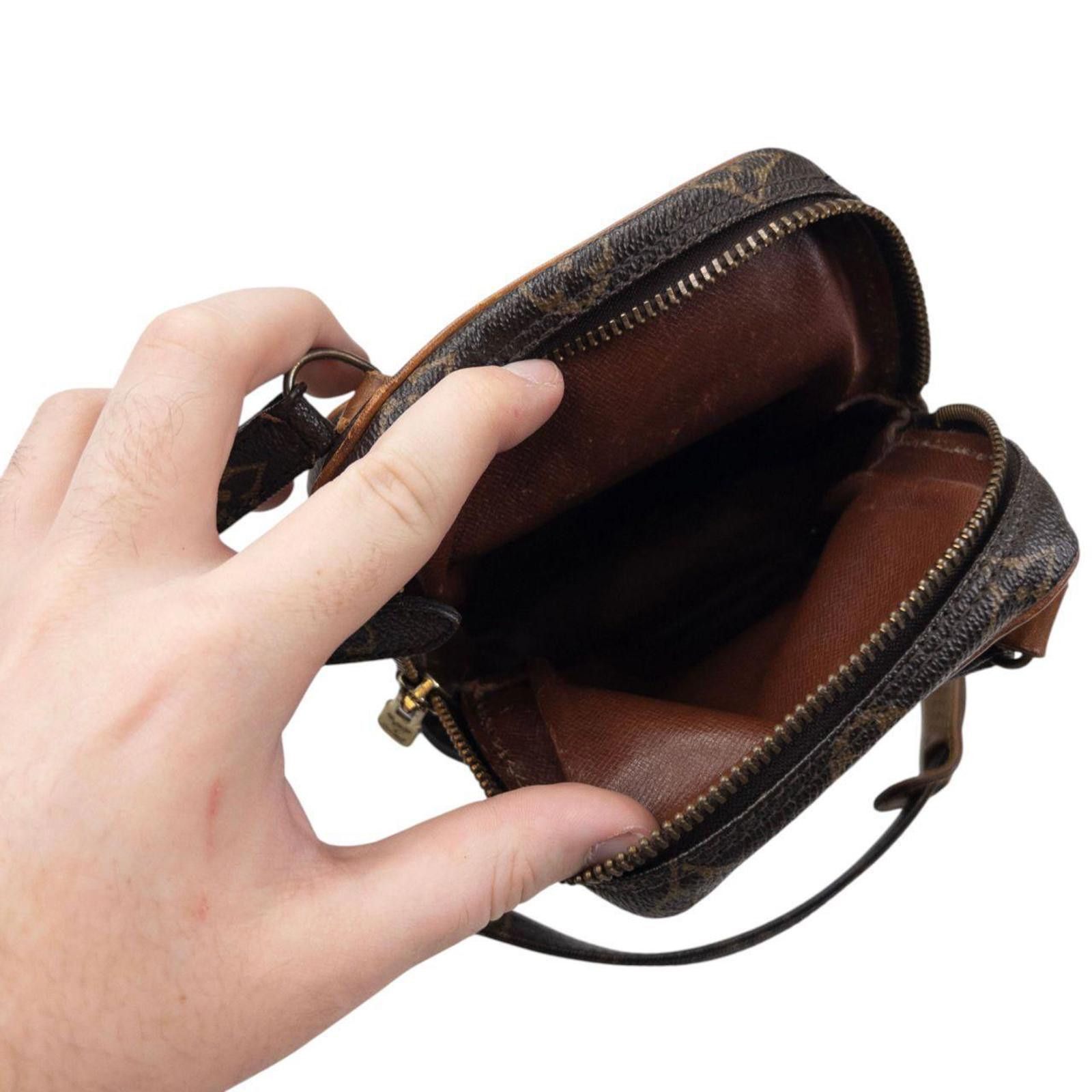 Louis Vuitton Vintage Louis Vuitton Amazon Monogram Crossbody Bag Size ONE SIZE - 5 Thumbnail
