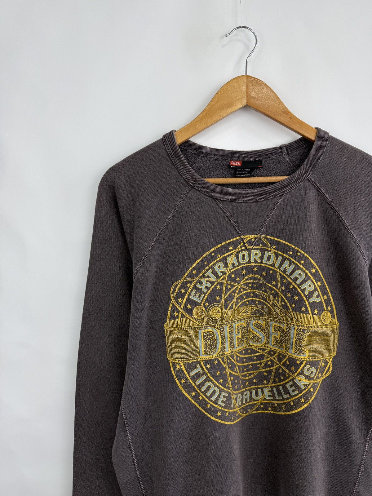 Diesel 🇺🇸 Vintage 90s Diesel Extraordinary Time Travellers Sweatshir Size US L / EU 52-54 / 3 - 3 Thumbnail