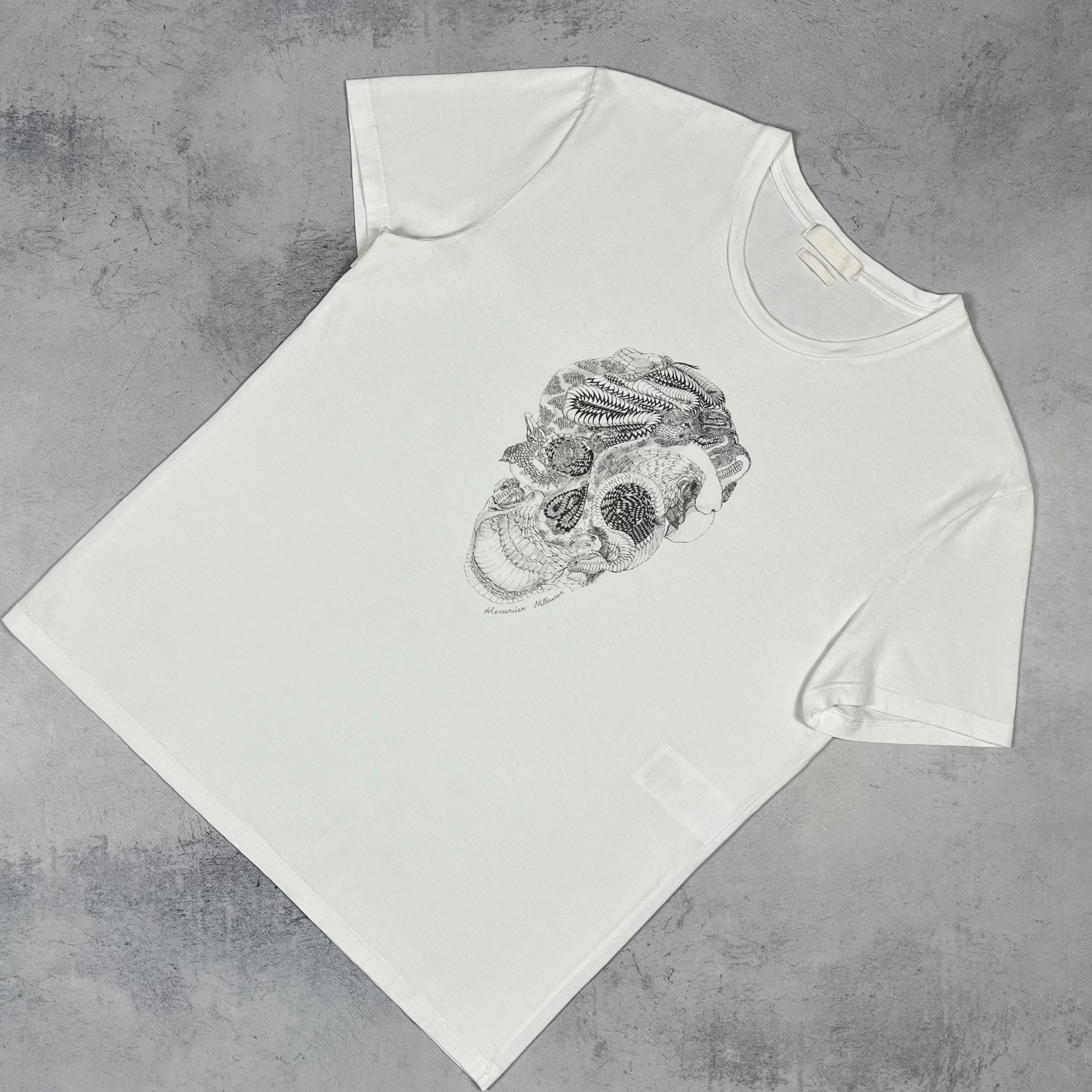 Alexander McQueen Alexander McQueen Snake Skulls Big Logo T Shirt Size US L / EU 52-54 / 3 - 1 Thumbnail