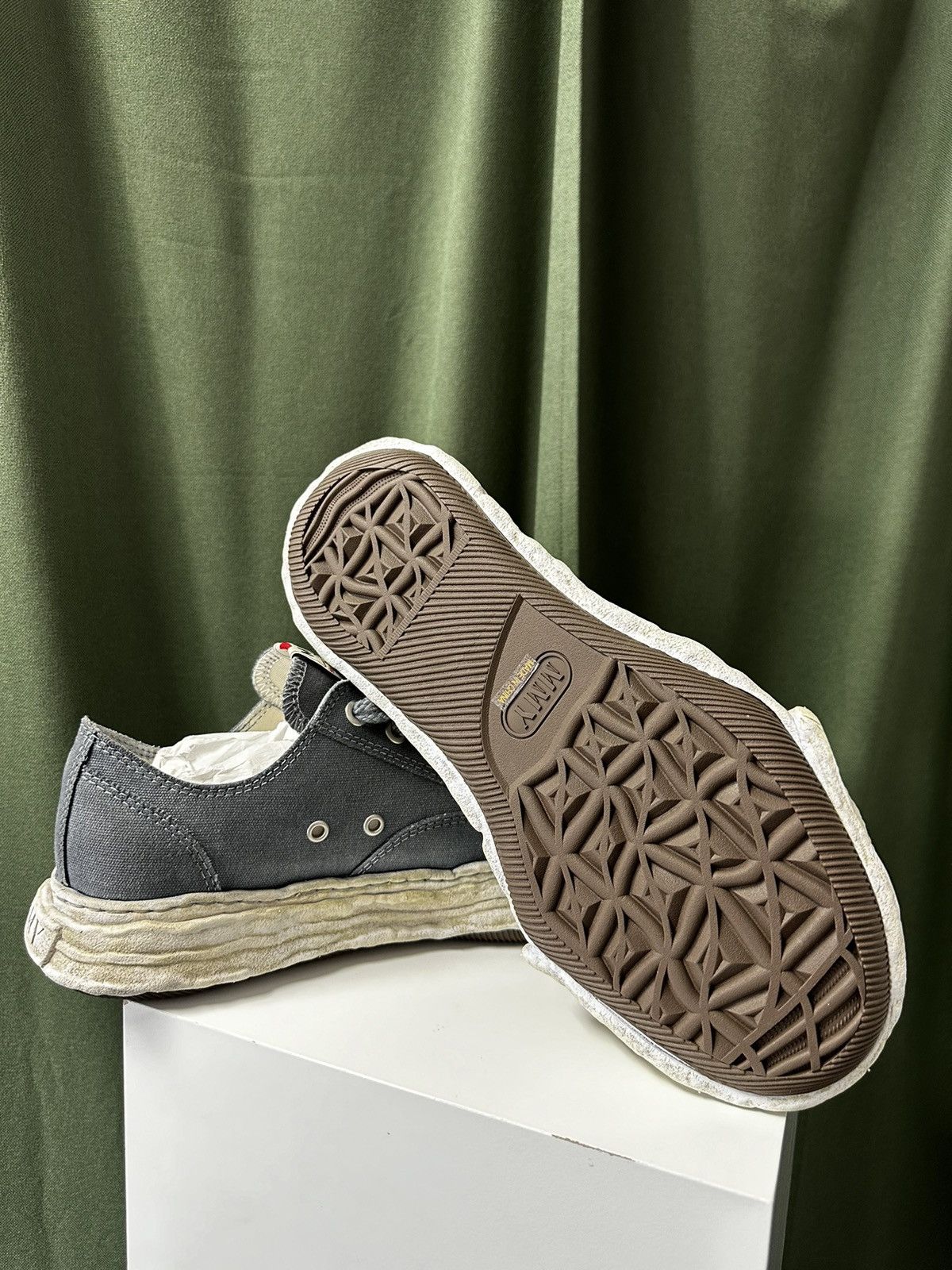 Maison MIHARA YASUHIRO Maison Mihara Peterson 23 OG Sole Canvas Low Dyed Black Size US 10.5 / EU 43-44 - 8 Thumbnail