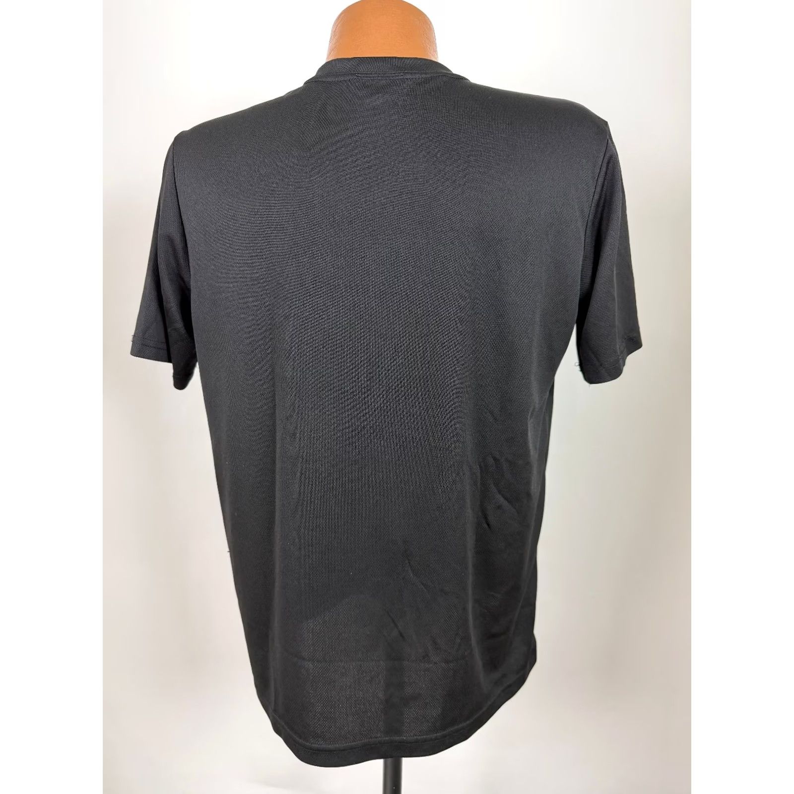 Vintage VINTAGE World Gym Shirt Men Medium Embroidered Logo Stretchy Microfiber USA Made Black Size US M / EU 48-50 / 2 - 6 Thumbnail