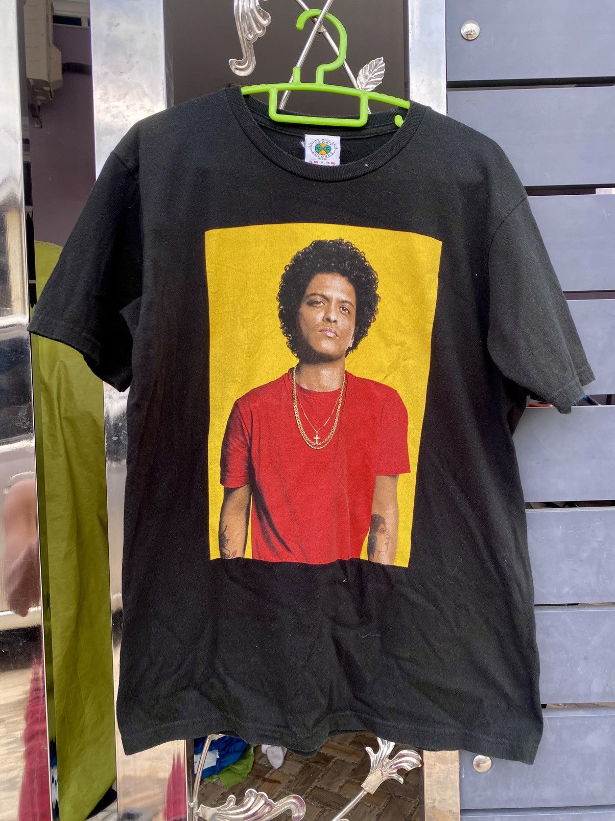 Cross Colours cross colours x bruno mars tee Size US M / EU 48-50 / 2 - 1 Thumbnail