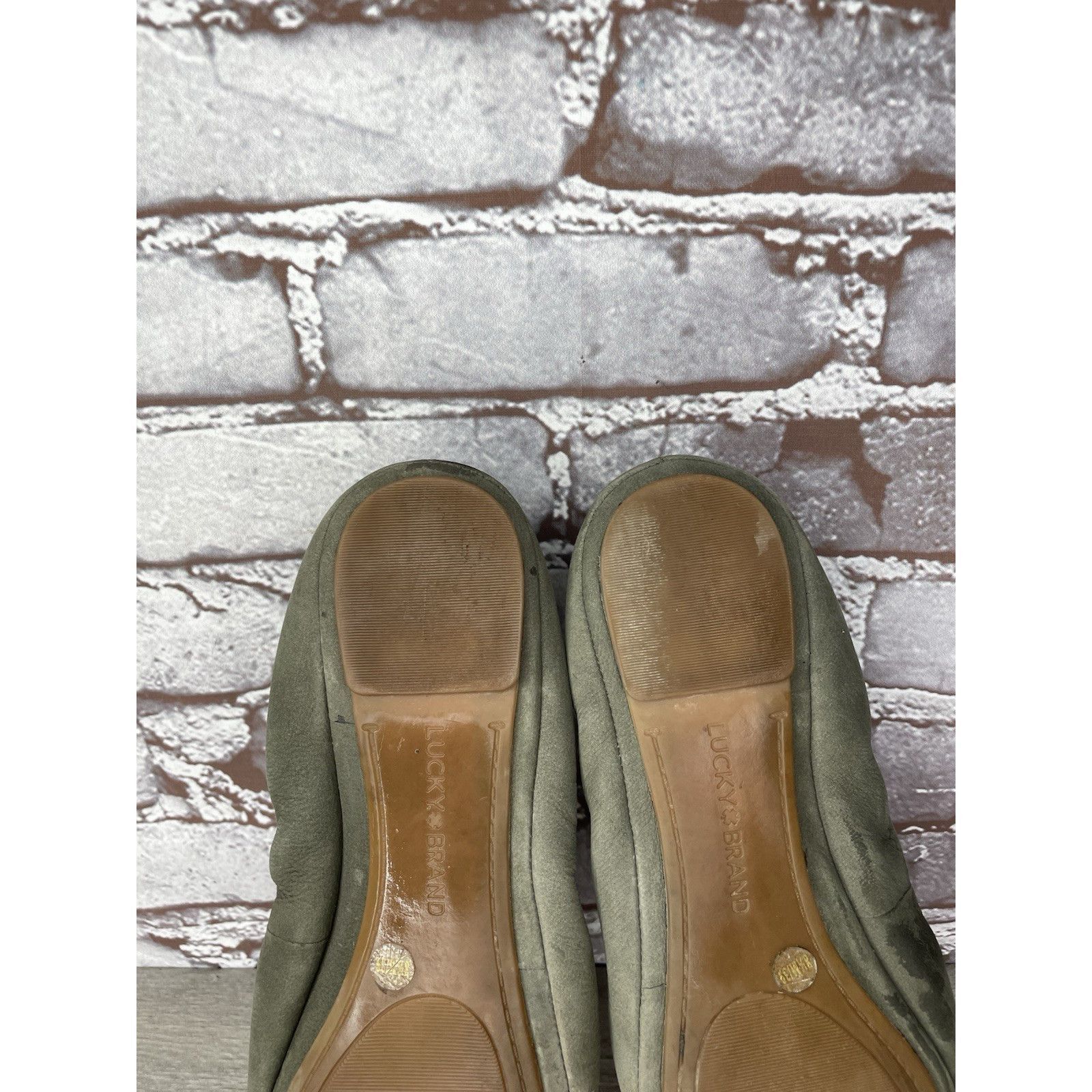 Lucky Brand Lucky Brand Olive Green Suede Erin Round Toe Ballet Flats Wo Size US 8.5 / IT 38.5 - 10 Thumbnail