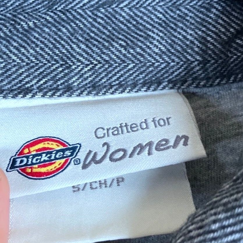 Dickies Dickies Womens Jacket Gray Quilted Snap Button Down Cotton Blend Small Jacket Womens Gray Cotton Blend Quilt Snap Button Down Casual Outdoor 90s? Size S / US 4 / IT 40 - 6 Thumbnail