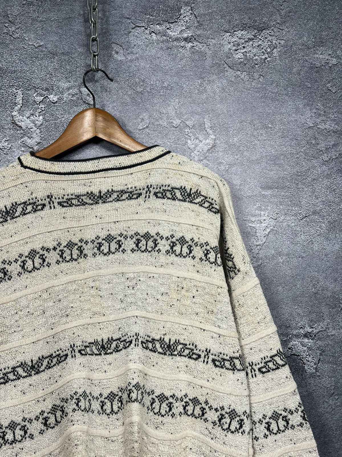 Yves Saint Laurent Vintage Yves Saint Laurent Textured Oversized Sweater Size US M / EU 48-50 / 2 - 12 Thumbnail