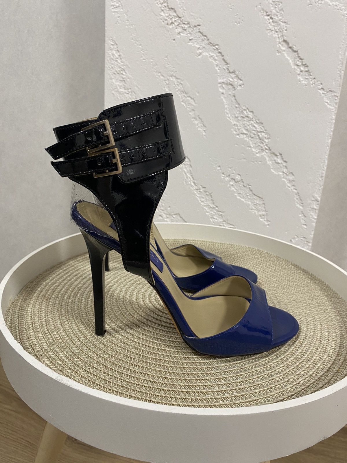 Jimmy Choo Jimmy Choo x H&M Patent Leather Hills blue and black Sz: 38 Size US 8 / IT 38 - 4 Thumbnail