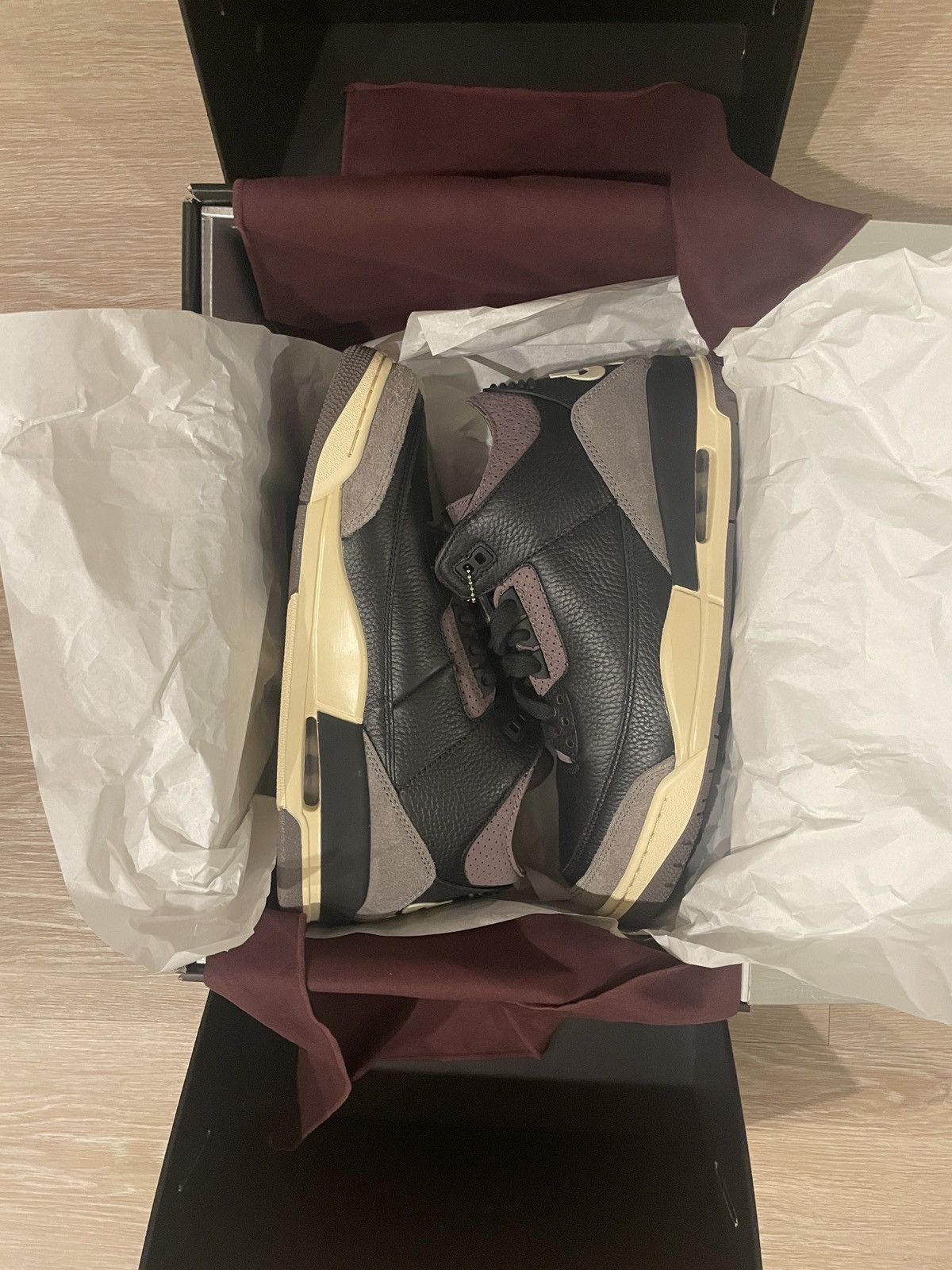 A Ma Maniere × Jordan Brand × Nike Air Jordan 3’s x A Ma Maniere “What Are You Waiting On” Size US 10.5 / EU 43-44 - 7 Thumbnail