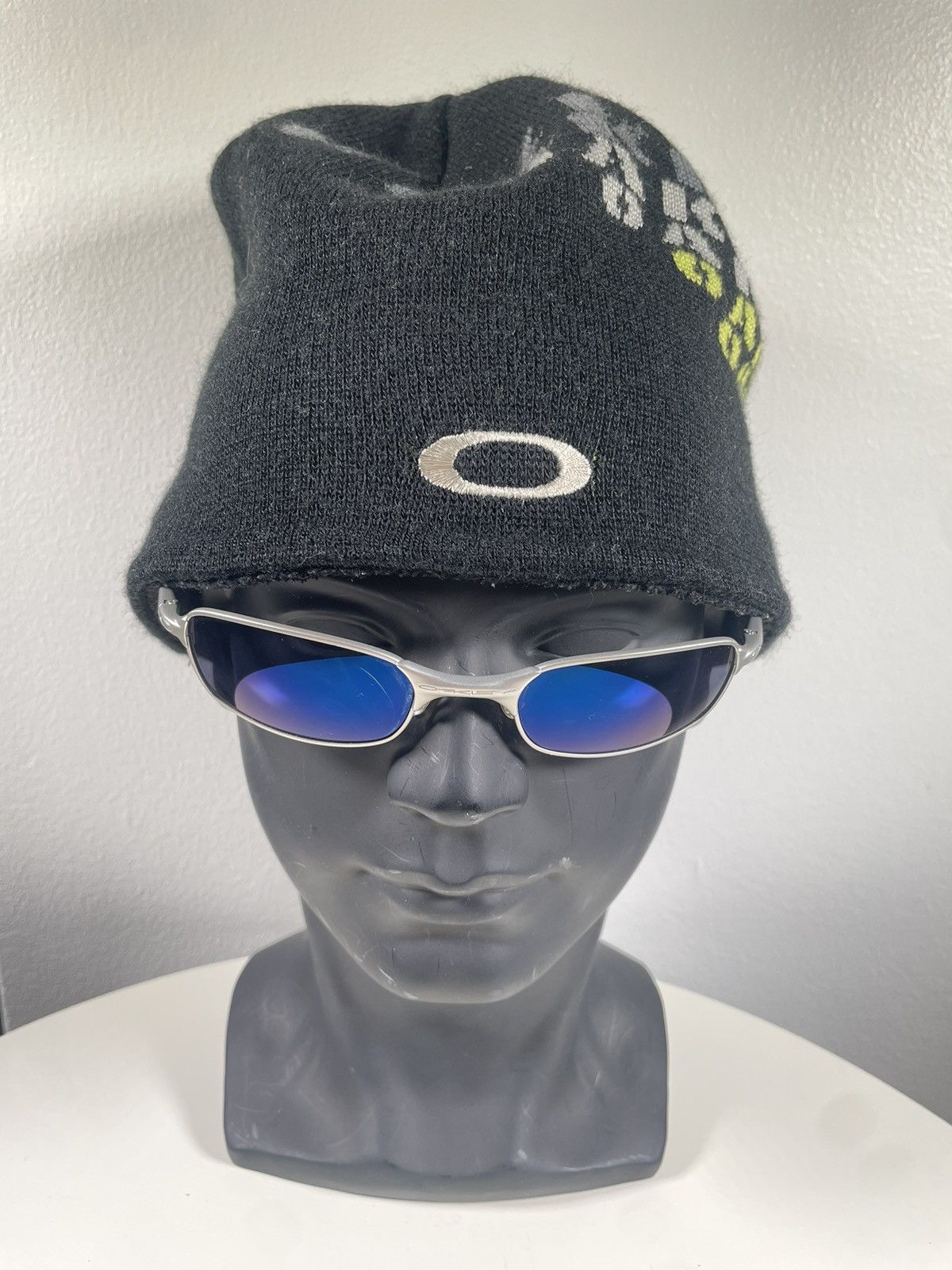 image of Oakley Square Wire 2.0 in Silver, Men's