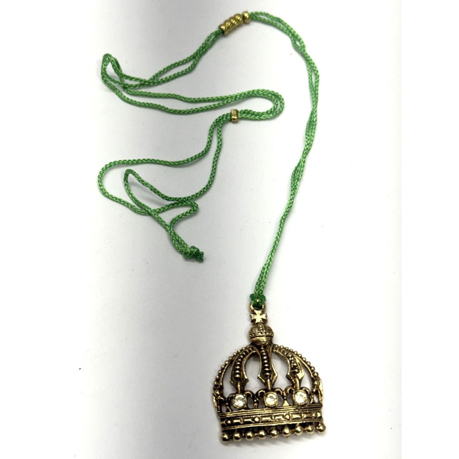 Vintage Vintage rhinestone crown green pendant necklace Size ONE SIZE - 1 Thumbnail