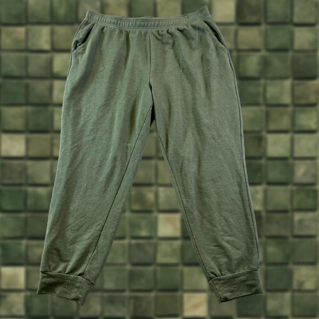 Eddie Bauer Eddie Bauer Sweatpants Womens XL Army Green Fleece Lined Tapered Leg Loungewear Size 40" / US 18 - 1 Thumbnail