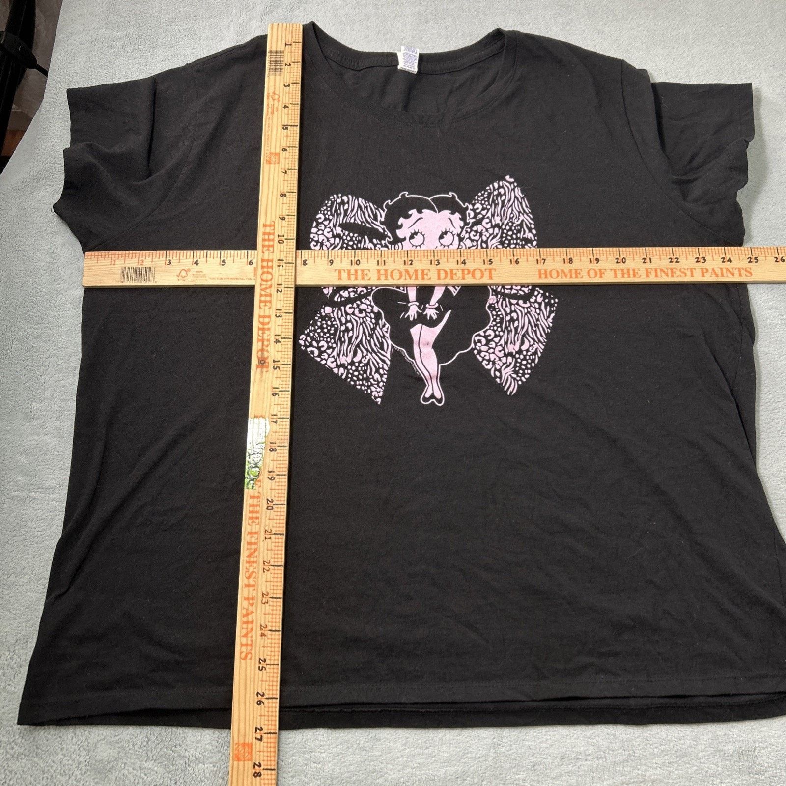 Gildan Betty Boop Shirt Womens 3XL Pink Ribbon Hands on Knee 2024 Size 3XL / US 20-22 - 6 Thumbnail