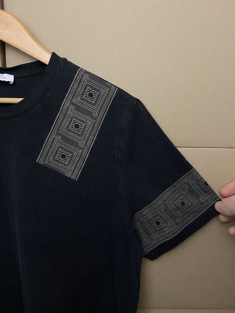 Versace VINTAGE VERSACE MEDUSA T SHIRT TEE Y2K LUXURY OLD MONEY Size US M / EU 48-50 / 2 - 8 Thumbnail