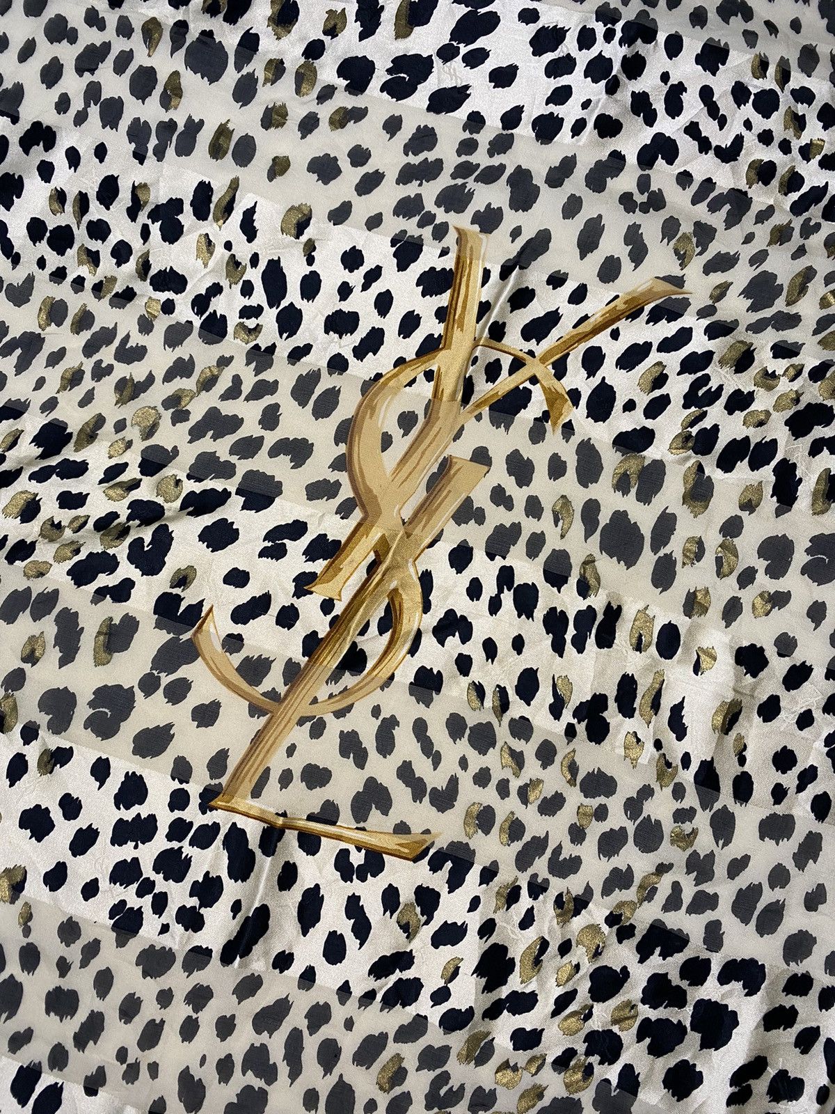 Yves Saint Laurent Vintage Yves Saint Laurent Leopard Silk Scarf Scarves Size ONE SIZE - 6 Thumbnail