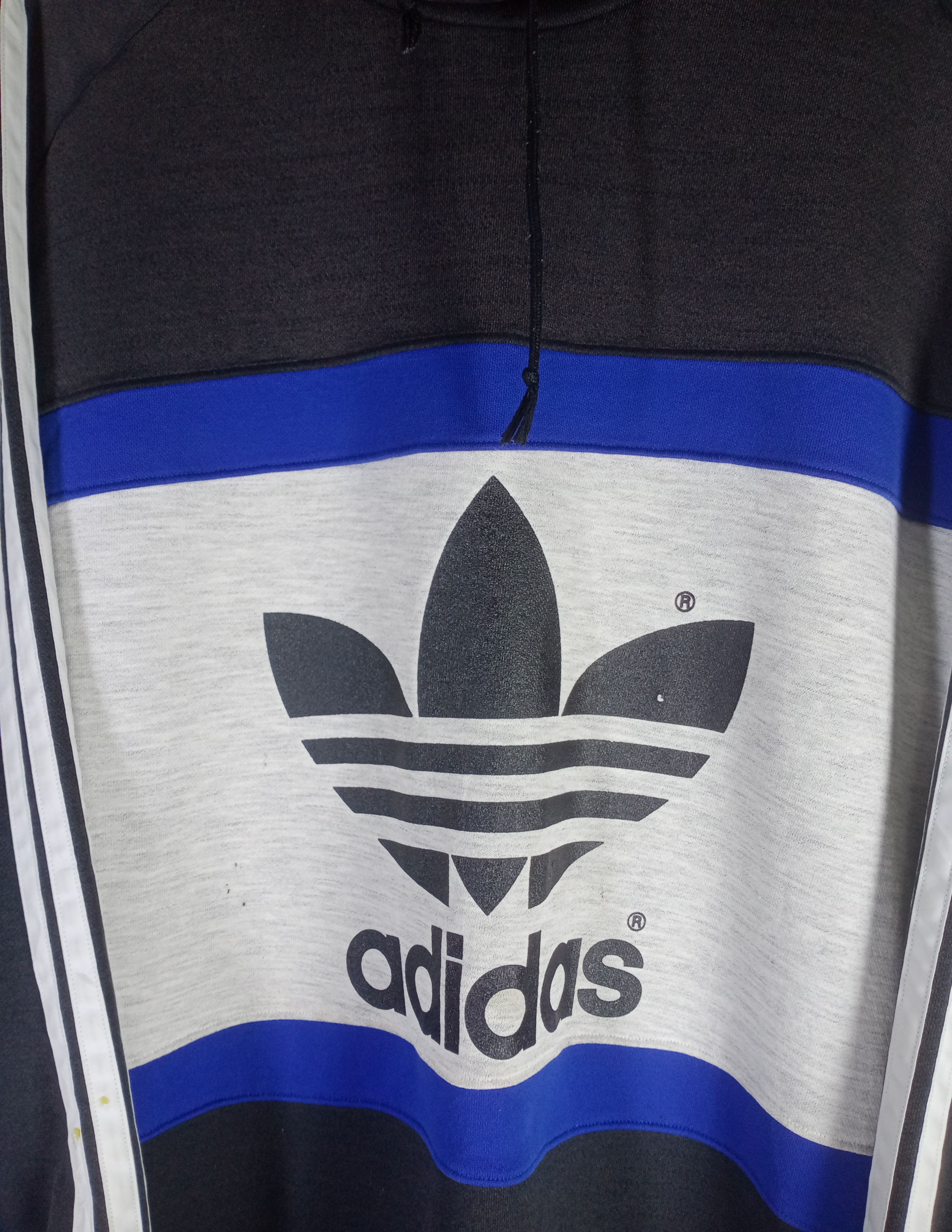 Adidas Rare Vintage 90s Adidas Trefoil Big Logo Sweatshirt Size US L / EU 52-54 / 3 - 6 Thumbnail