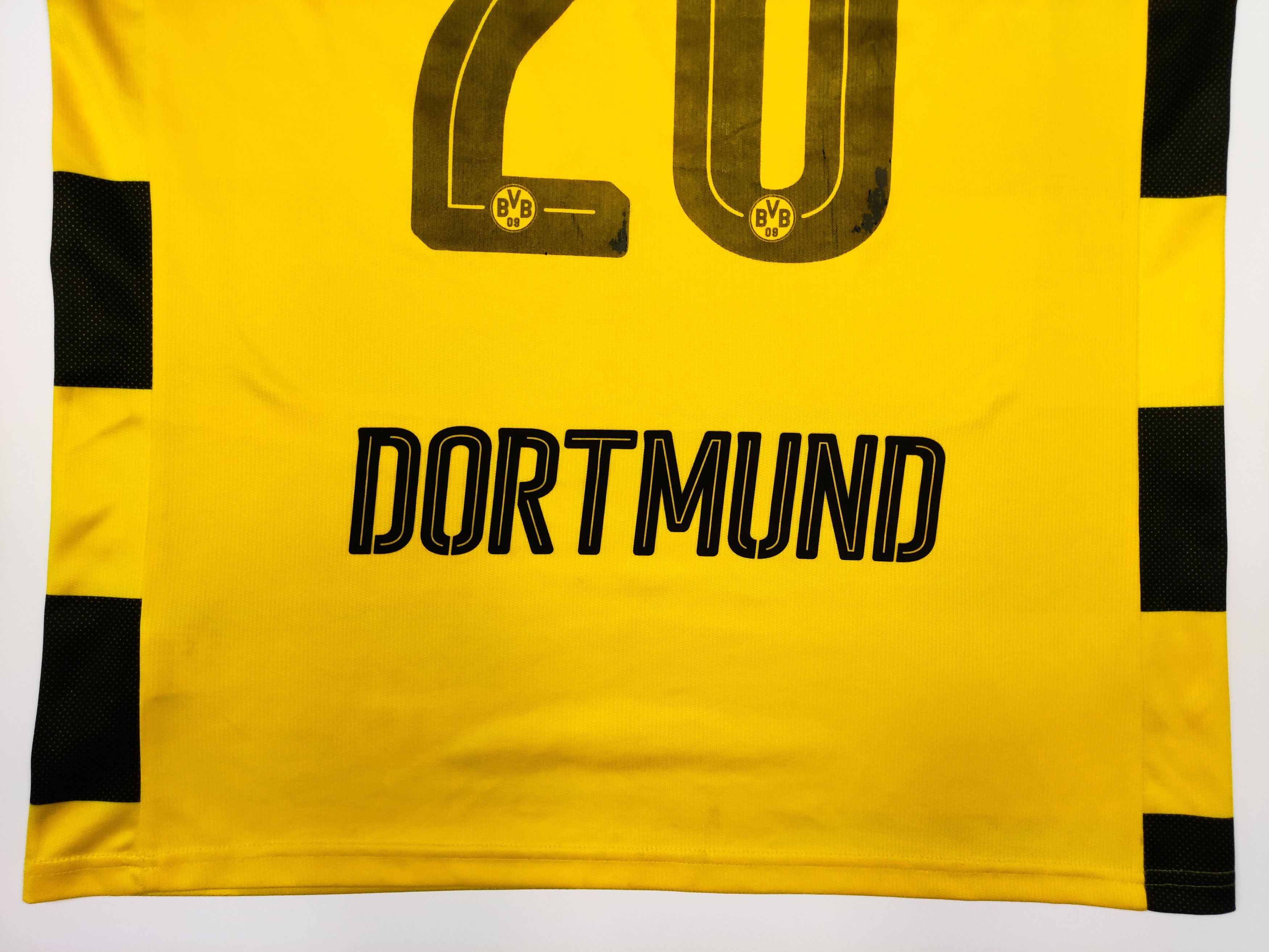 Puma Piszczek #26 Borussia Dortmund 2017 2018 Puma Home Shirt Size US L / EU 52-54 / 3 - 5 Thumbnail