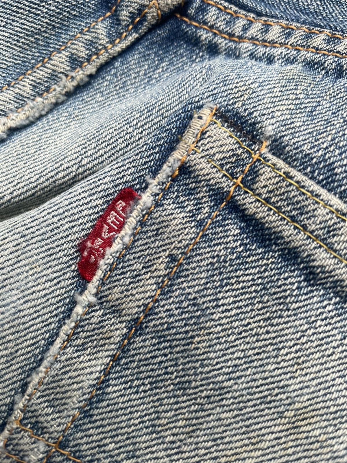 Levi's Vintage Levis 501 E 1966 1967 Selvedge Denim Size US 32 / EU 48 - 21 Thumbnail