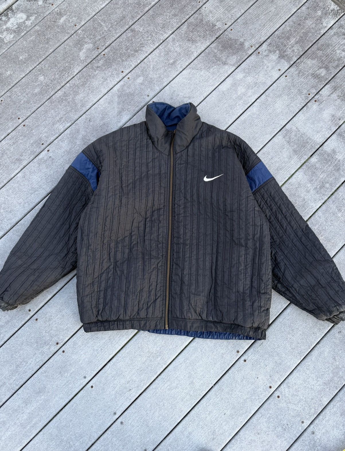 Nike Vintage Nike Puffer Jacket Size US L / EU 52-54 / 3 - 6 Thumbnail