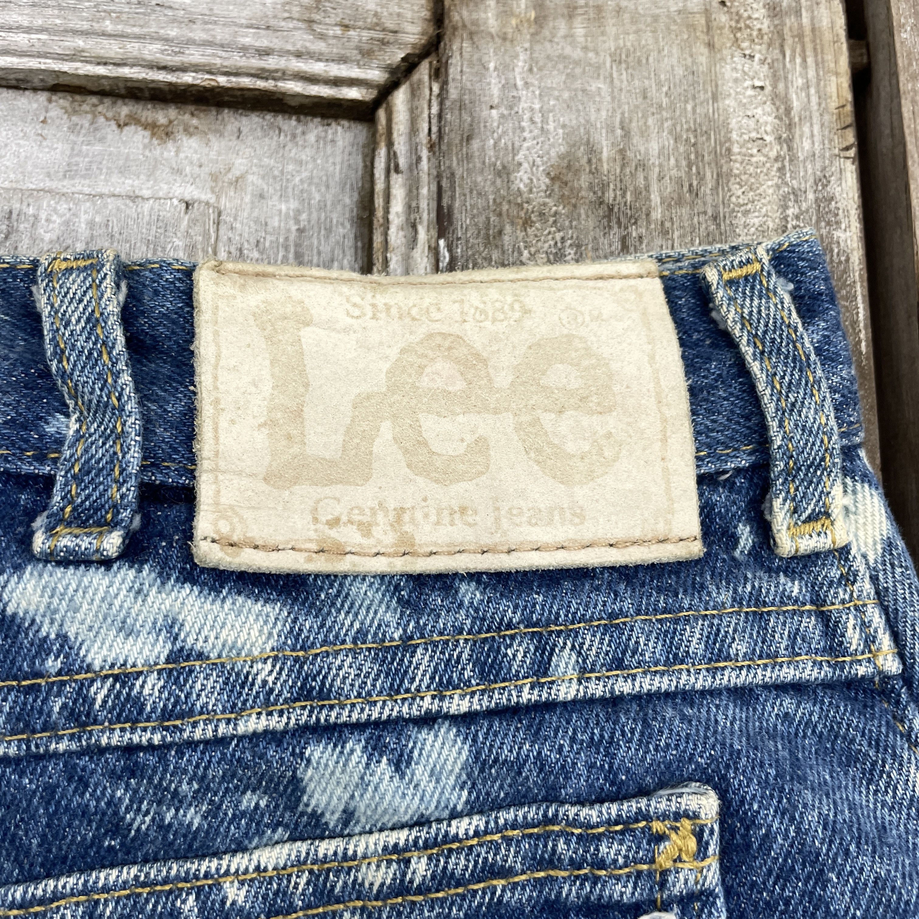 Japanese Brand × Lee × Vintage Vintage Lee Distressed Acid Wash Short Pants - wc299 Size US 34 / EU 50 - 4 Thumbnail