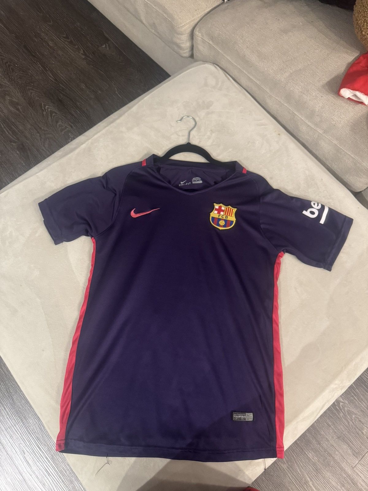 Nike Messi 2016 Barcelona Jersey Size US M / EU 48-50 / 2 - 1 Thumbnail