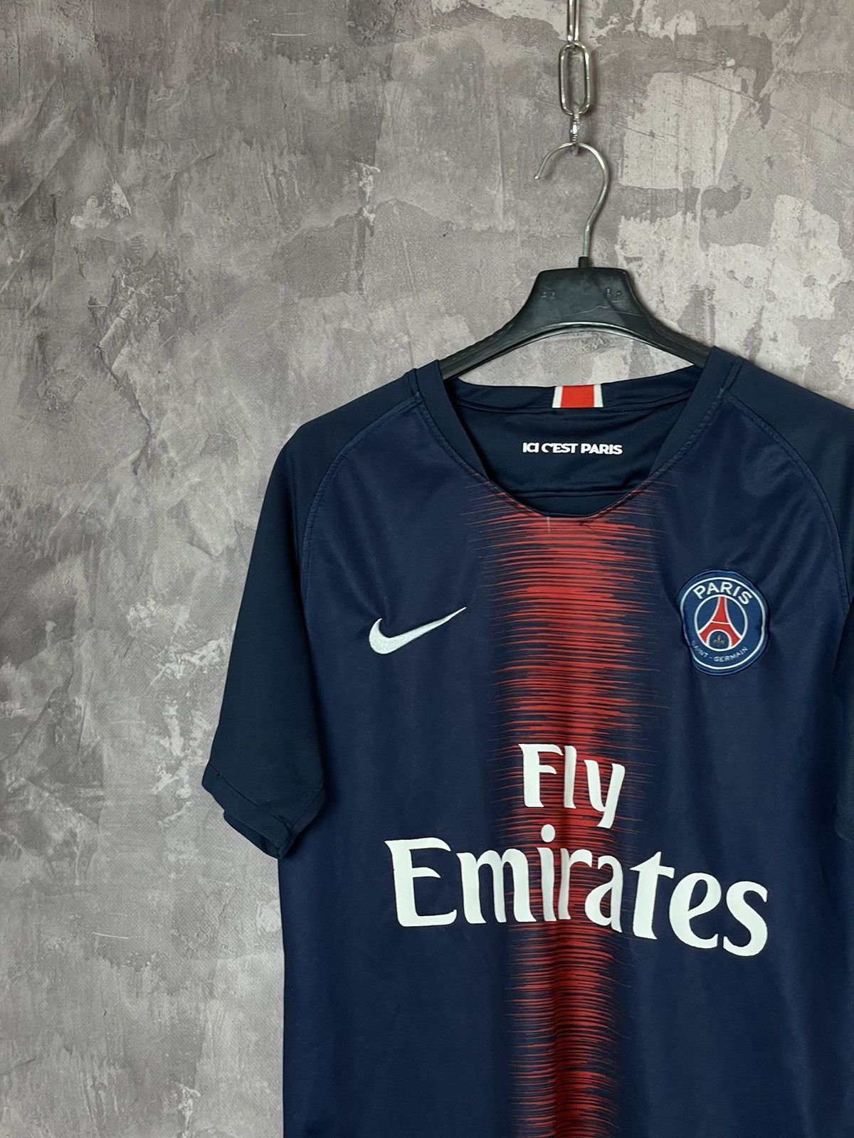 Nike Nike PSG (Paris Saint Germain) 2018/2019 Home Jersey Size US S / EU 44-46 / 1 - 4 Thumbnail