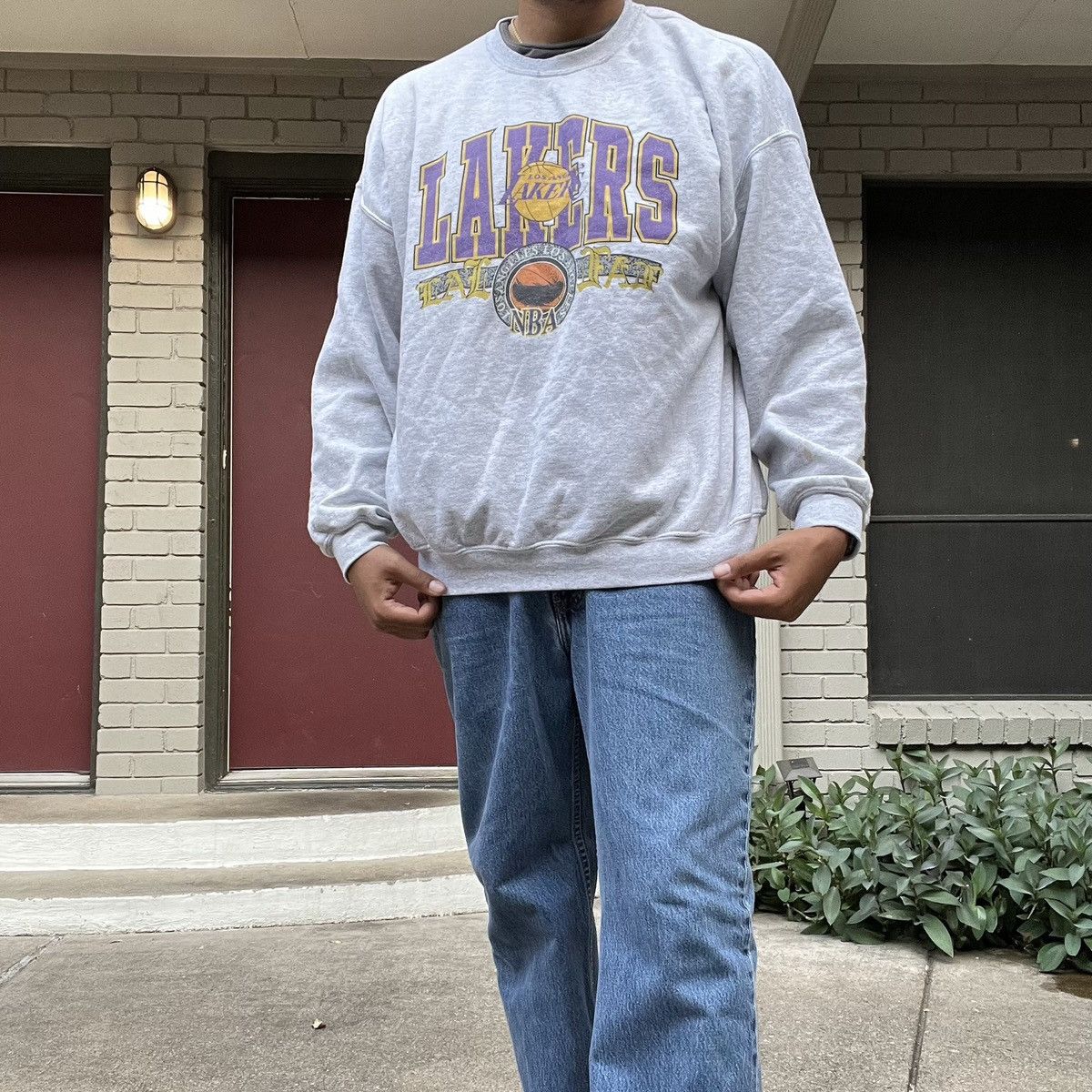 NBA Vintage LA Lakers 90s NBA Crewneck Sweatshirt cstm Size US XL / EU 56 / 4 - 3 Thumbnail