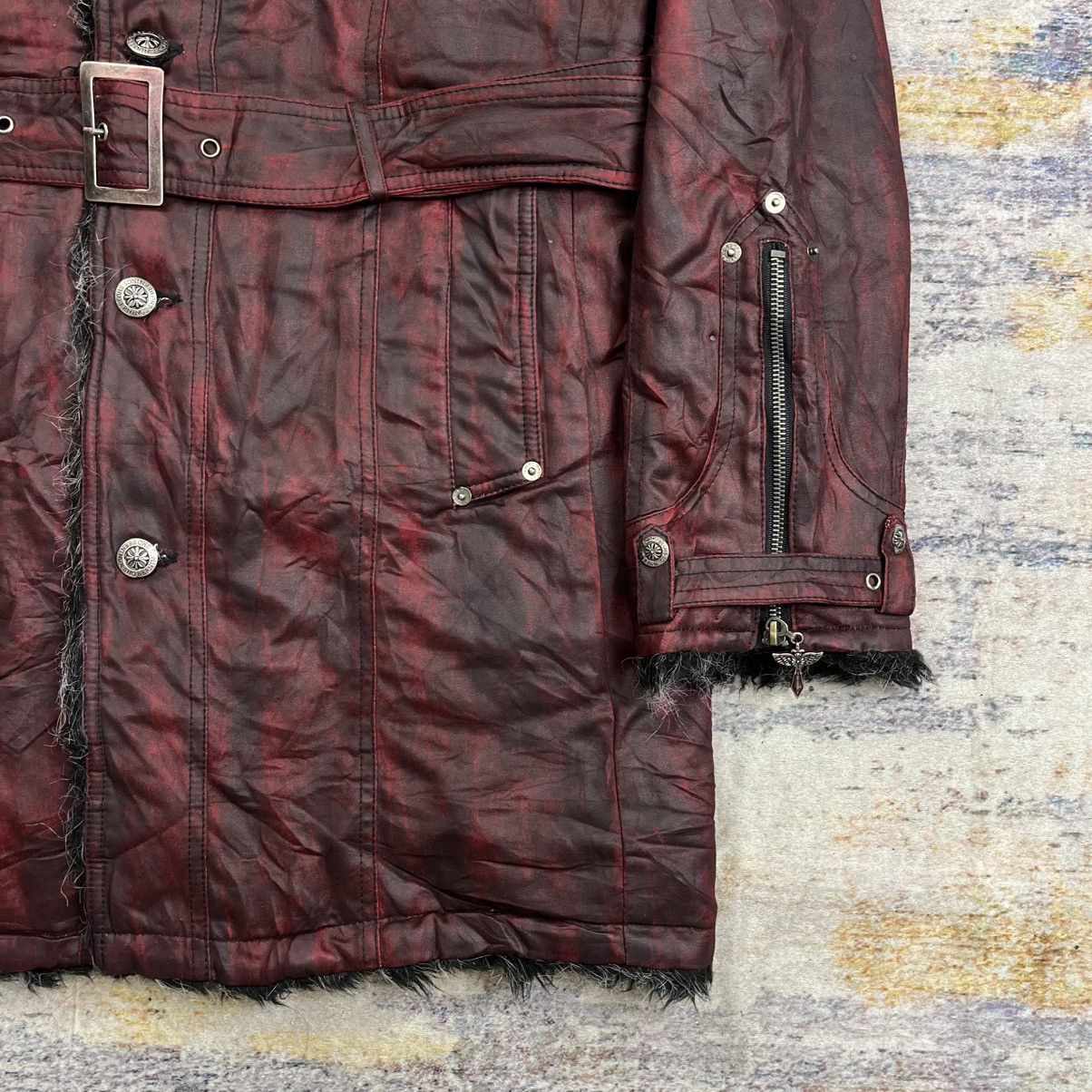 If Six Was Nine Berning sho red blood trim fur coat jacket vkei style Size US L / EU 52-54 / 3 - 4 Thumbnail