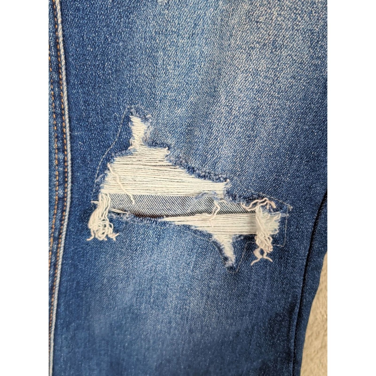 Vintage Flying Monkey Jeans Women 30x30 High Rise Flare Distressed Blue Denim Hippie 80s 90s Retro Boho Regular Fit Jeans Women Size 30" / US 8 / IT 44 - 4 Thumbnail