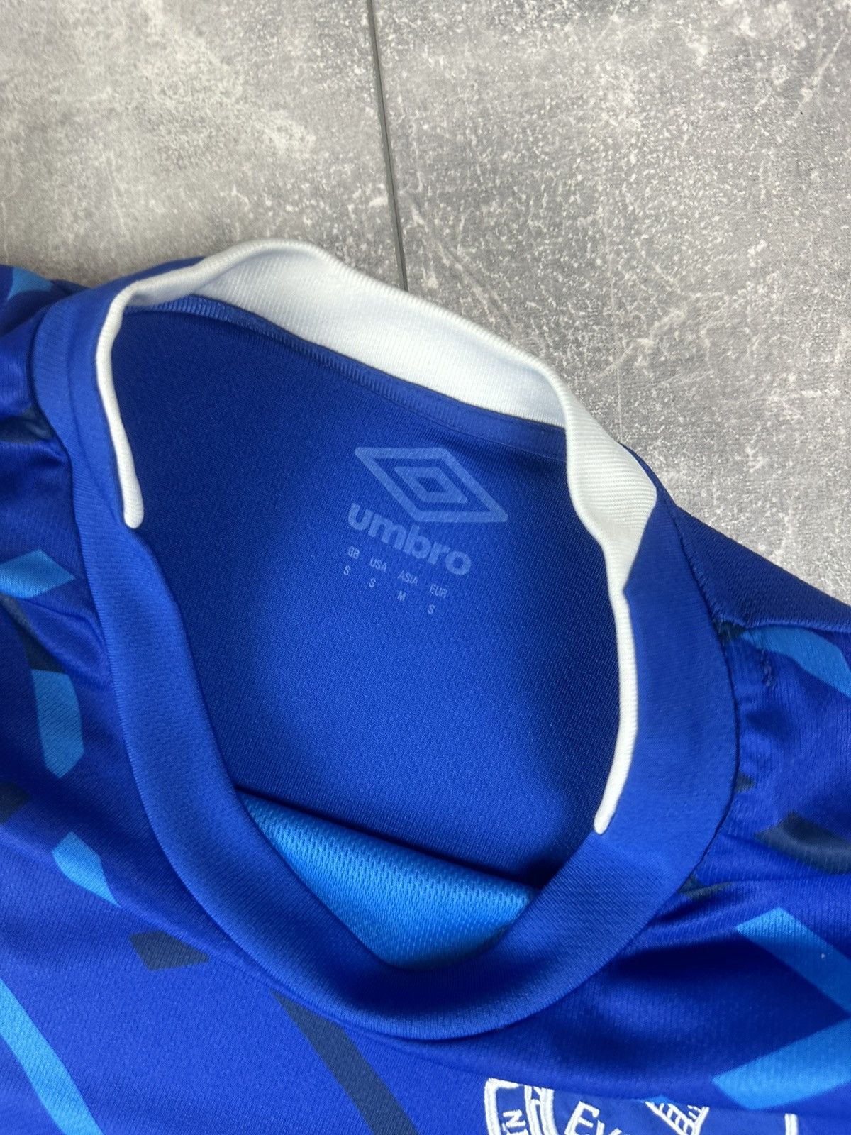 Umbro Umbro Everton FC 2019/20 Home Football Soccer Jersey Size US S / EU 44-46 / 1 - 9 Thumbnail