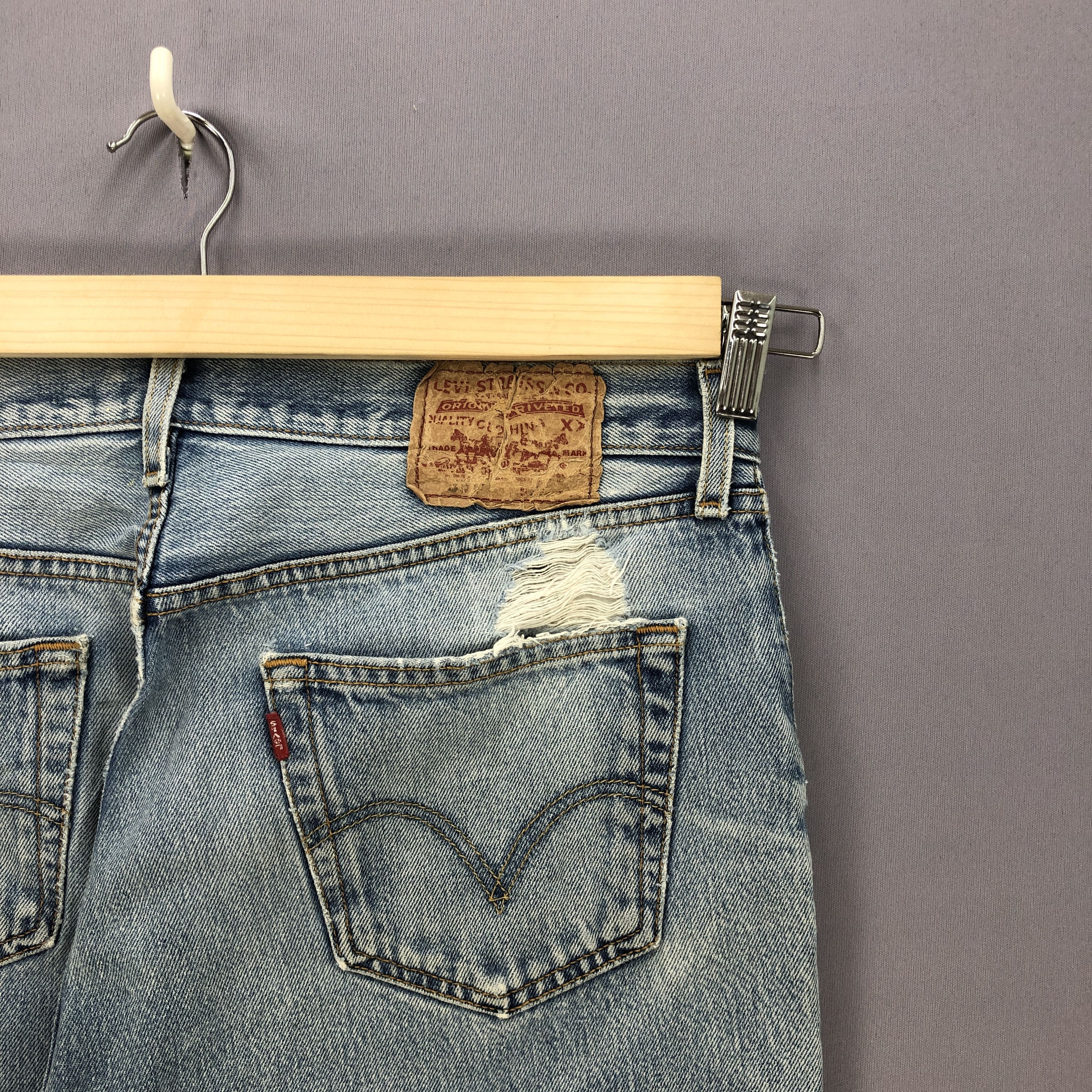 Levi's Vintage Distressed Levis 501 Jeans Levi's 501 Faded Denim Size US 32 / EU 48 - 5 Thumbnail