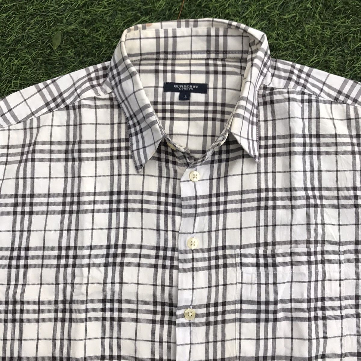 Burberry × Designer Vintage Burberry shirt london Nova check White tartan Iconic Size US L / EU 52-54 / 3 - 10 Thumbnail