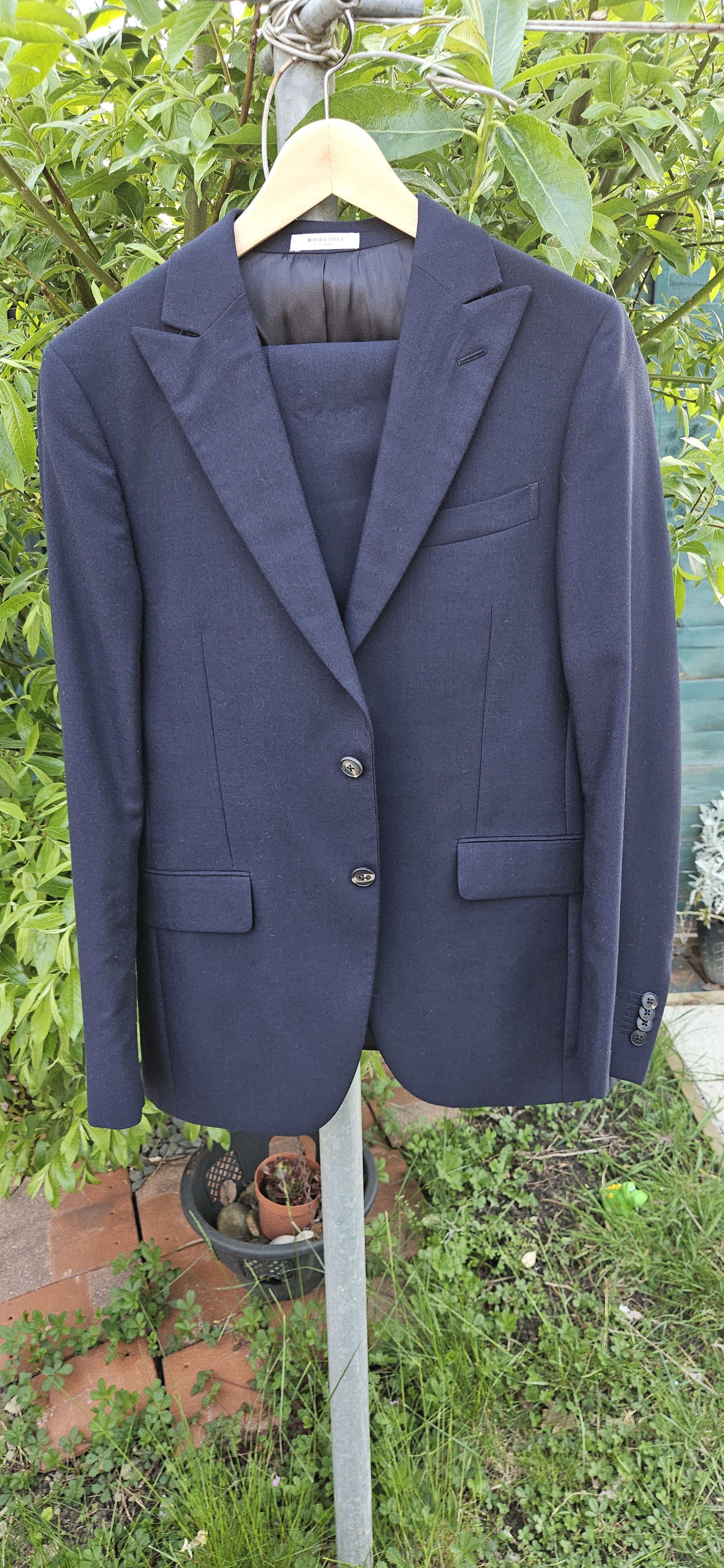Boglioli 2Pc Suit. Single-Breast Wool. Unworn, IT 46, rrp $2000 Size 36R - 2 Thumbnail