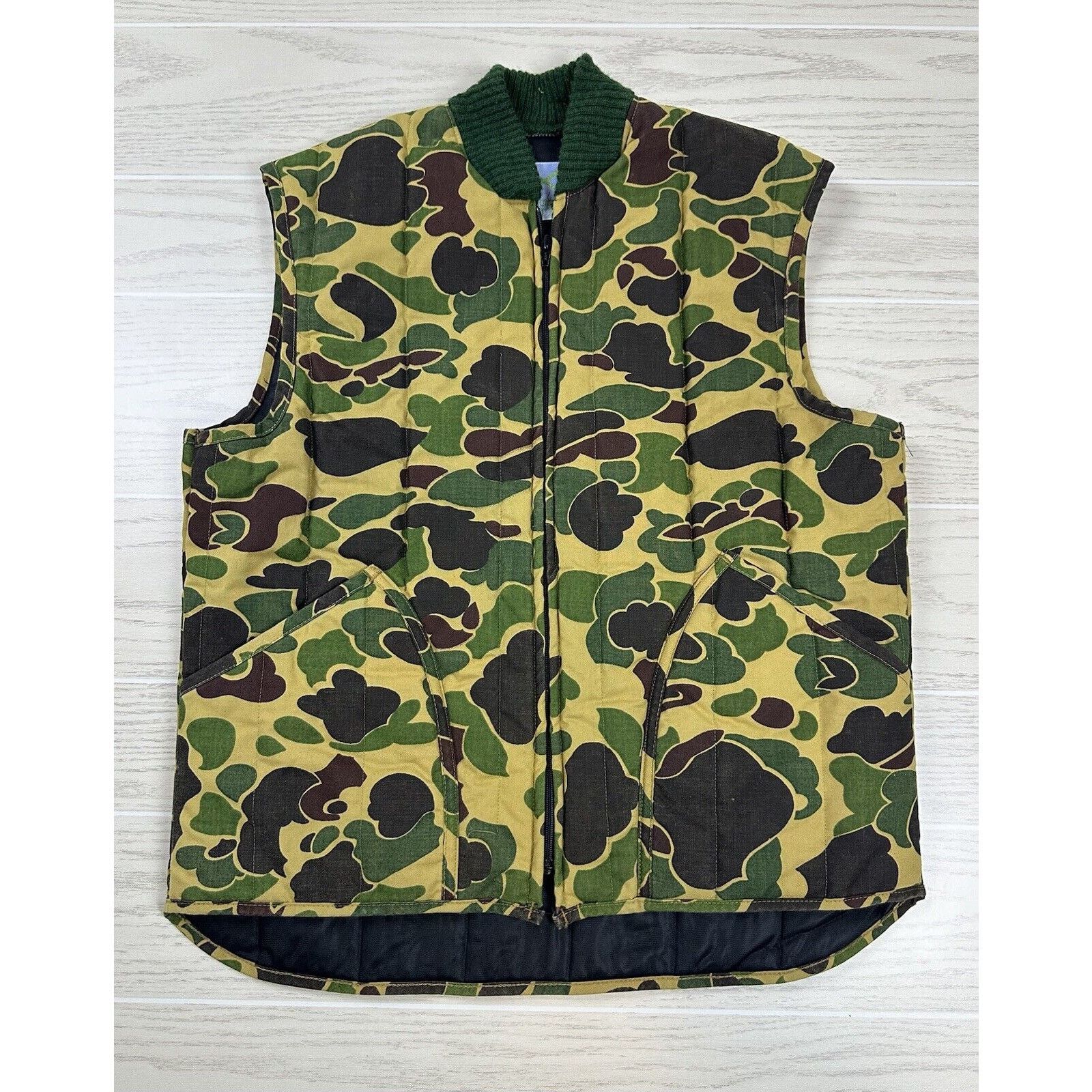 Vintage Vintage 70s Olam Outdoor Sports Camo Vest Size US L / EU 52-54 / 3 - 1 Thumbnail