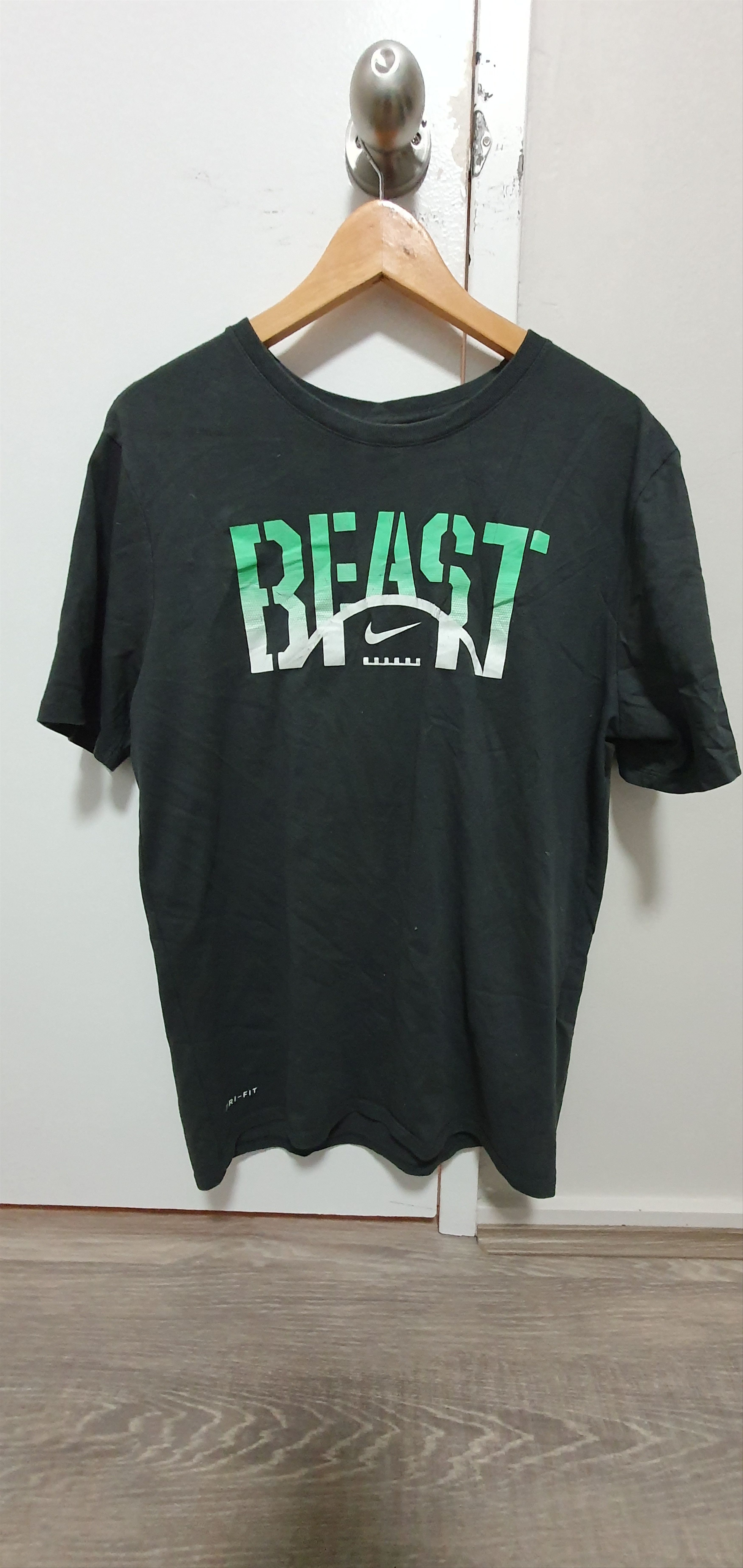 Nike Nike Beast Dri-Fit T-Shirt Size US L / EU 52-54 / 3 - 1 Thumbnail