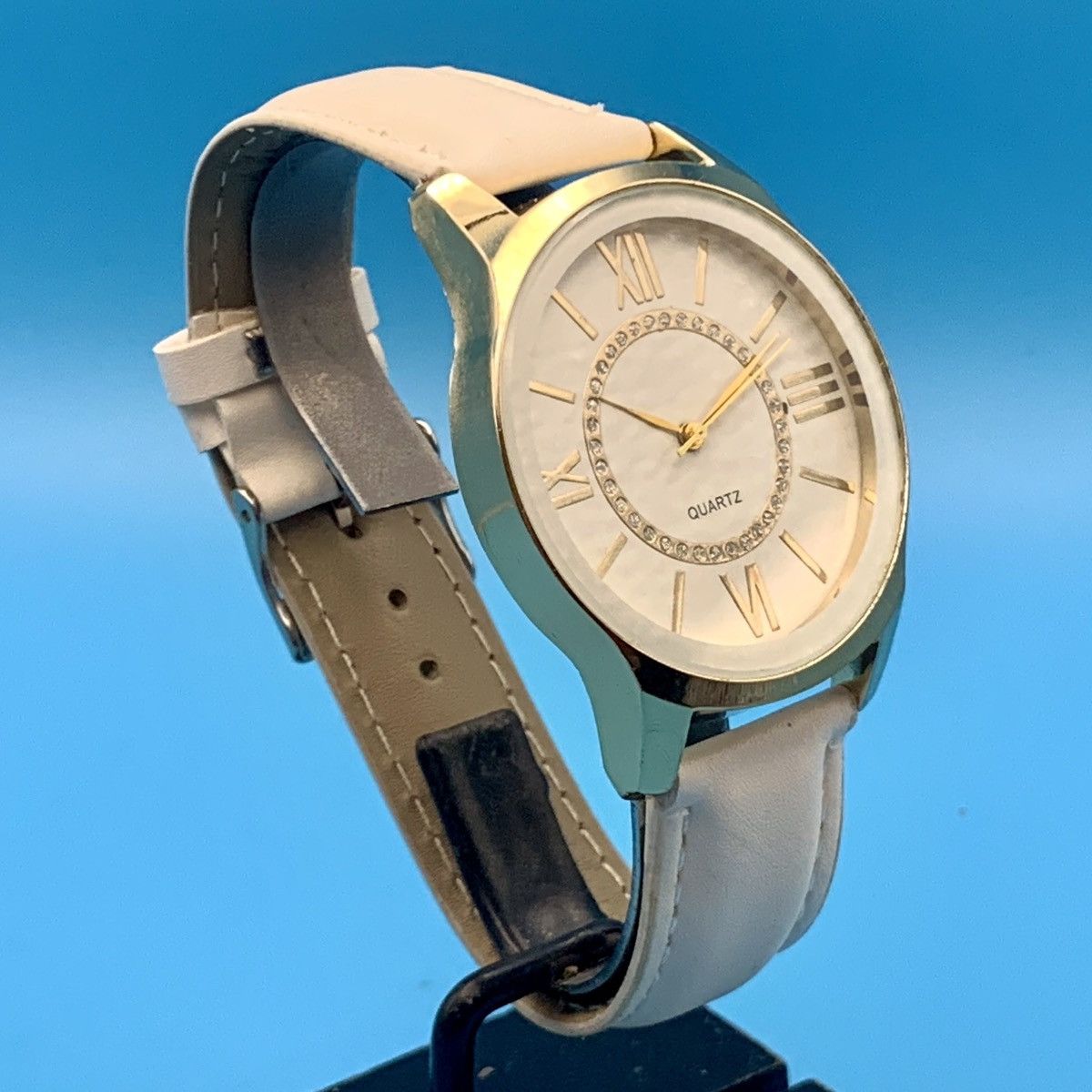 Other Women’s Fashion Quartz Wristwatch Crystals Works New Battery Size ONE SIZE - 3 Thumbnail