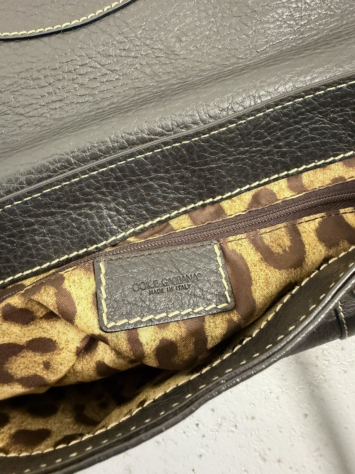 Dolce & Gabbana Dolce & Gabbana Leather Metal Rivets Handbag Size ONE SIZE - 25 Thumbnail