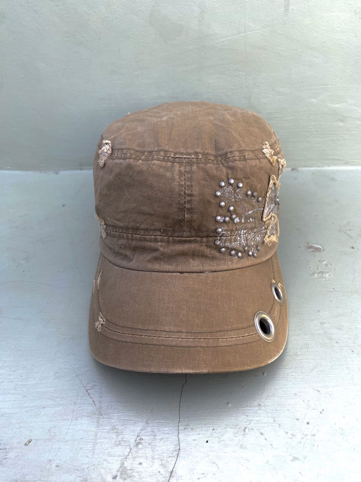 If Six Was Nine 2000s punk button studded ifsix was nine patrol hat Size ONE SIZE - 4 Thumbnail